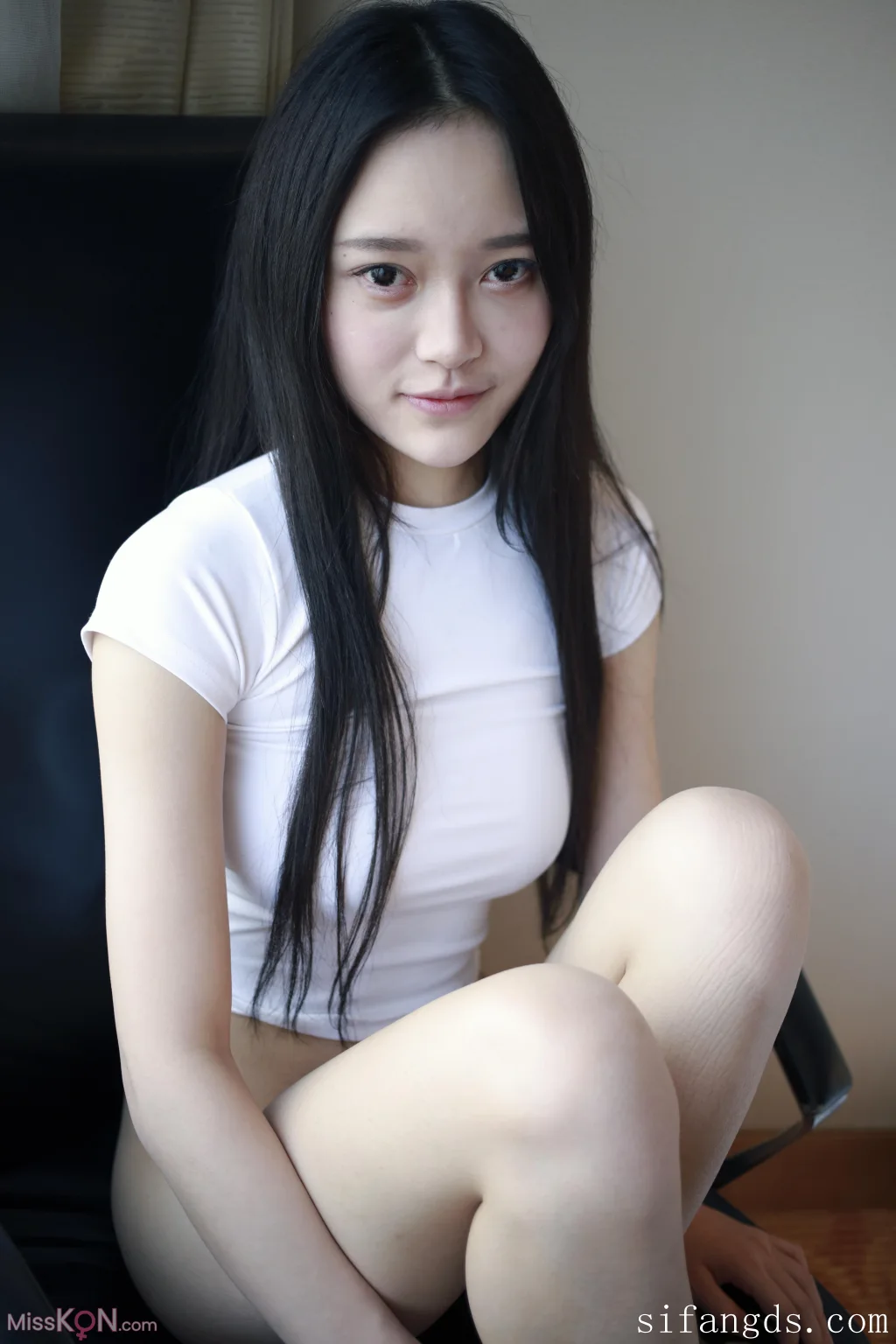 [XR Uncensored] Tang Qi Er (唐琪儿)_ R18 秀人网模特 呼之欲出