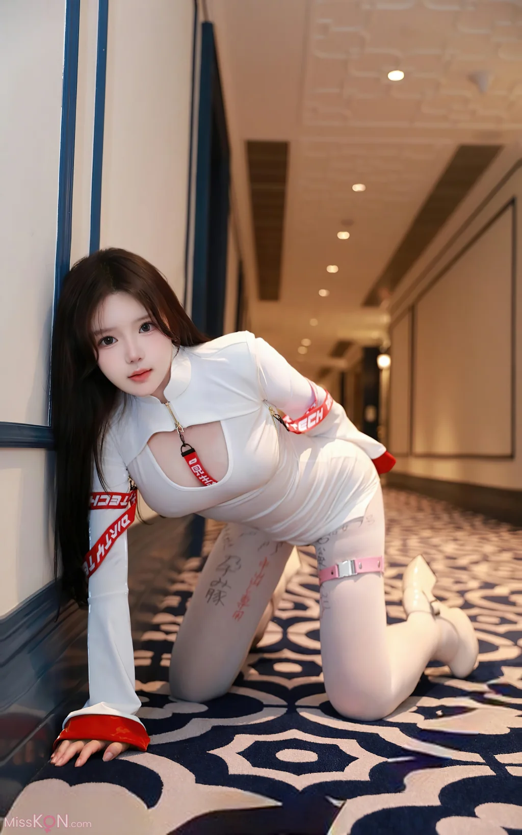 [XR Uncensored] 小薯条nienie_ R18 秀人网模特 甜蜜束缚