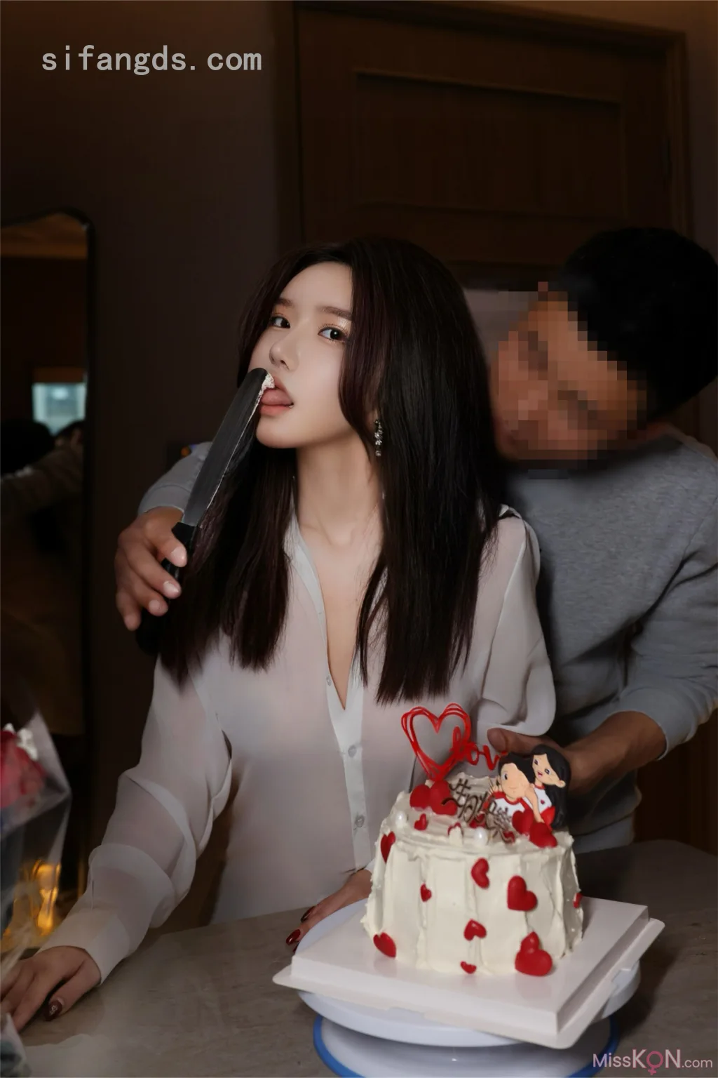 [XR Uncensored] 小薯条nienie_ R18 秀人网模特 结婚纪念日