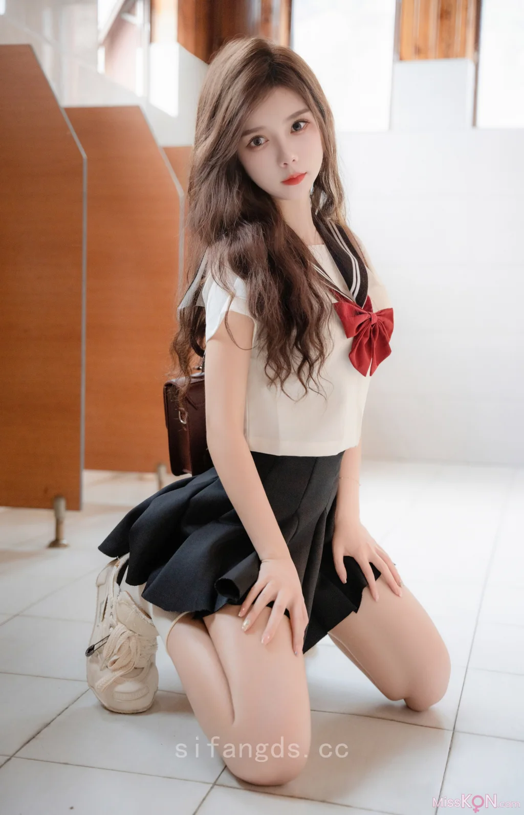 [XR Uncensored] 拍黄瓜_ R18 秀人网模特 纯真与活力的完美结合