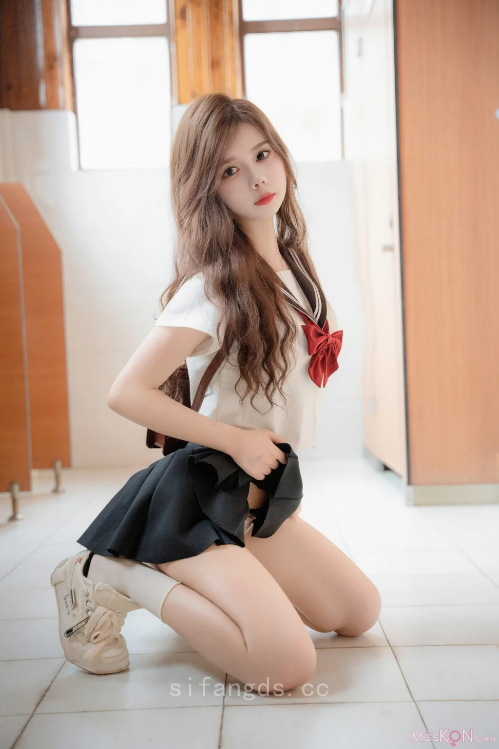 [XR Uncensored] 拍黄瓜_ R18 秀人网模特 纯真与活力的完美结合