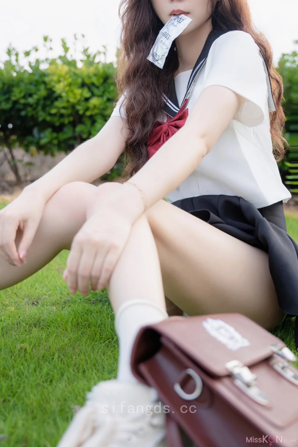 [XR Uncensored] 拍黄瓜_ R18 秀人网模特 纯真与活力的完美结合
