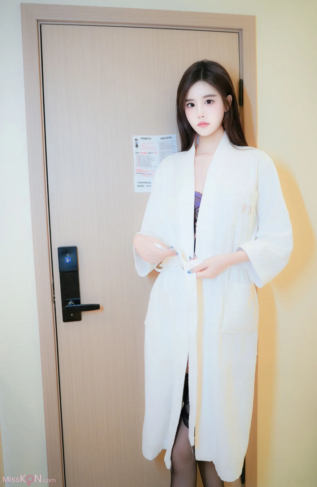 [XR Uncensored] 晚苏susu_ R18 秀人网模特 紫色韵味