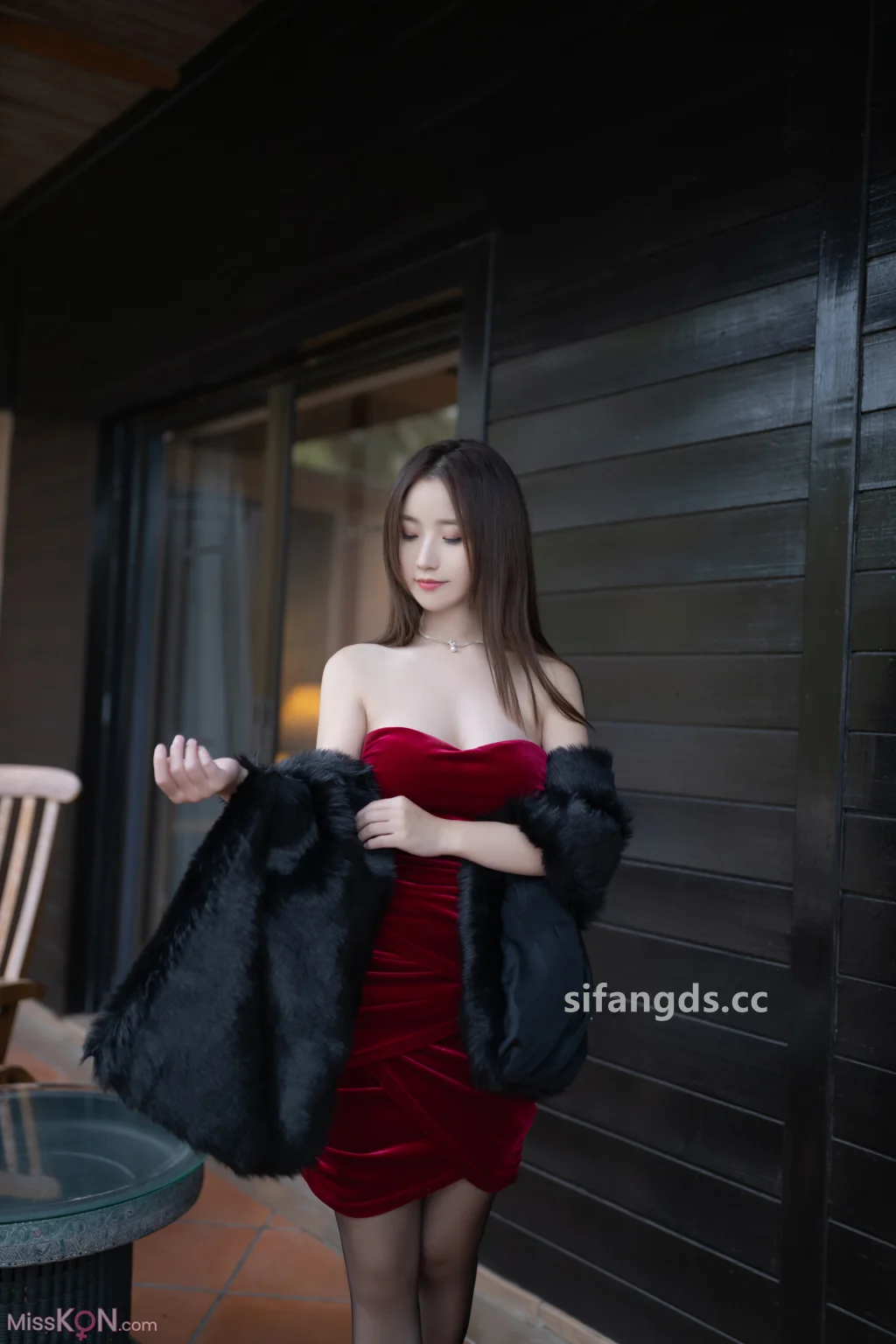 [XR Uncensored] 杏子Yada_ R18 秀人网模特 被下药后的一夜情