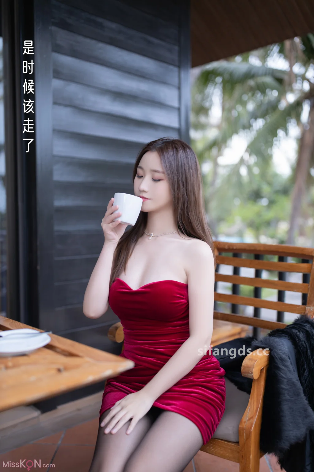 [XR Uncensored] 杏子Yada_ R18 秀人网模特 被下药后的一夜情