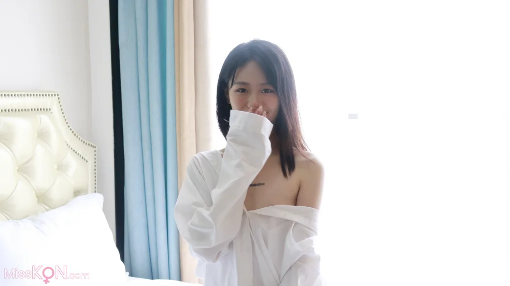 [XR Uncensored] 谢小蒽_ R18 秀人网模特 窗边的私语