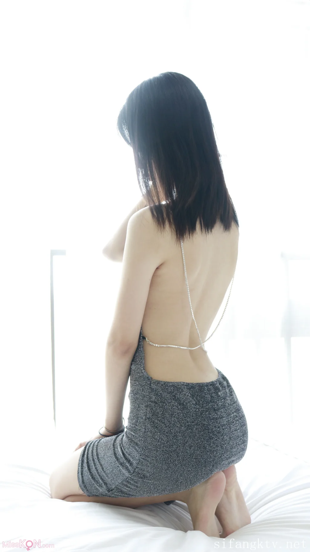 [XR Uncensored] 谢小蒽_ R18 秀人网模特 窗边的私语