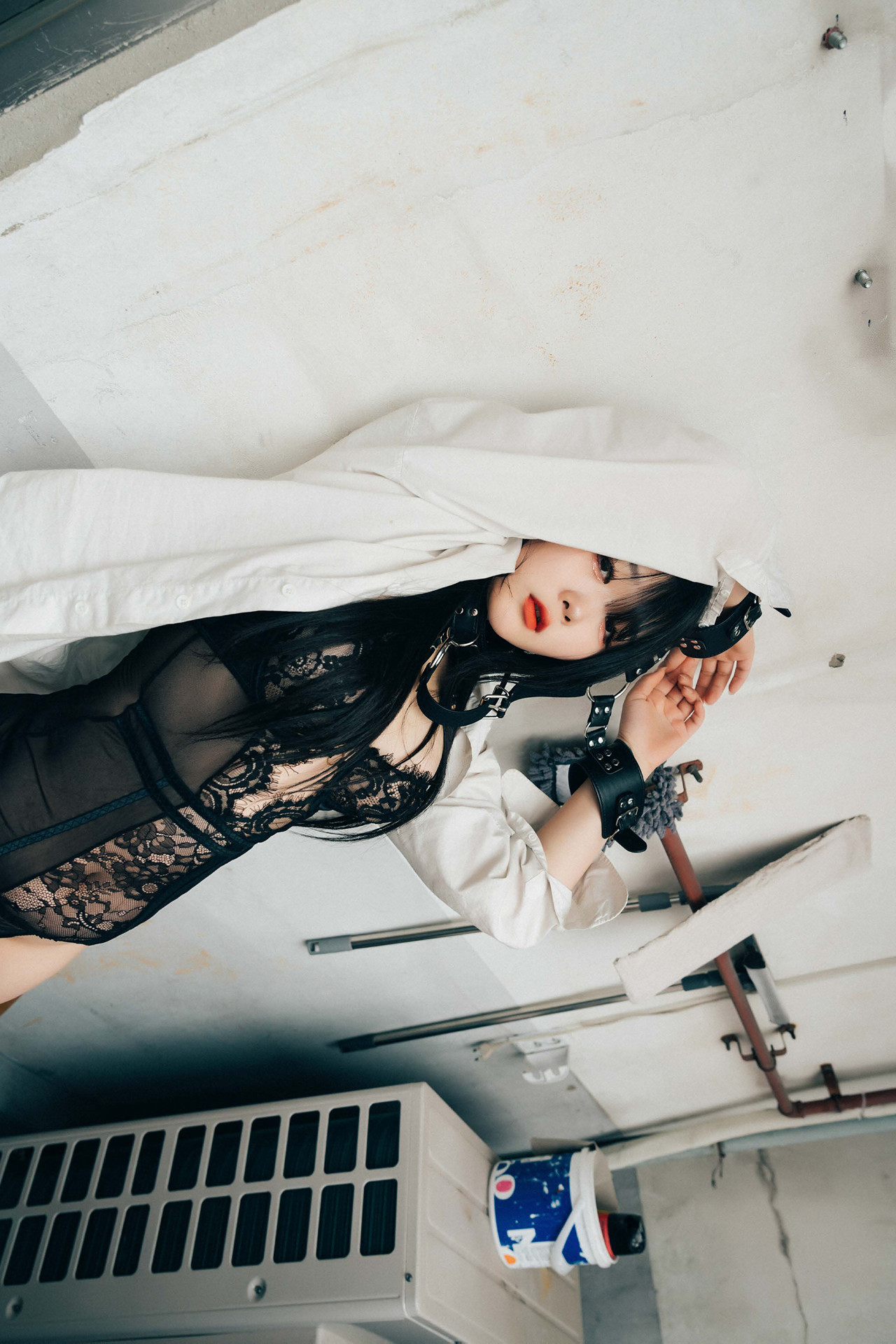ZIA.Kwon 권지아, Loozy ‘Tight and Closer’ Set.01