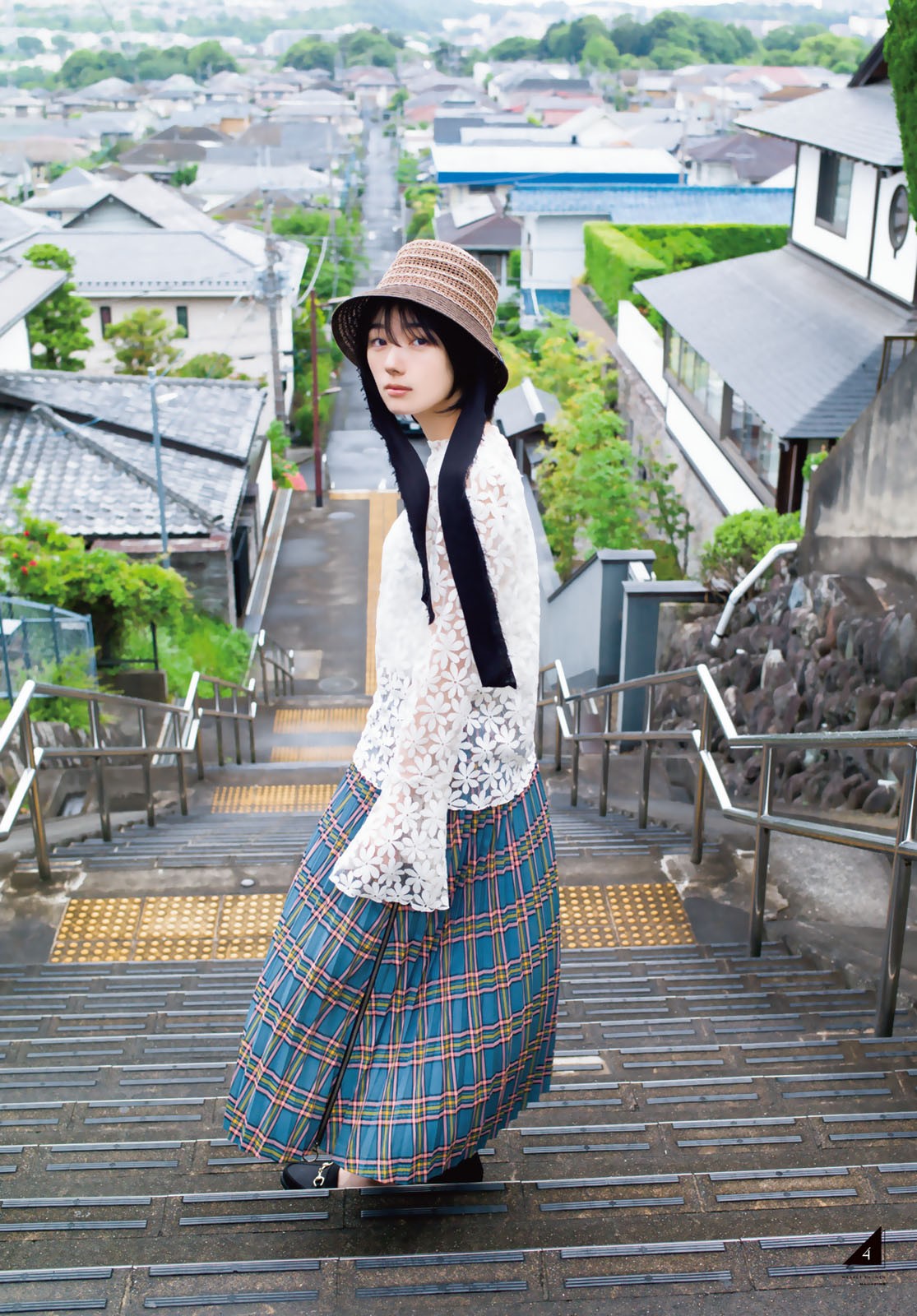 Karin Fujiyoshi 藤吉夏鈴, Shonen Magazine 2023 No.30 (週刊少年マガジン 2023年30号)