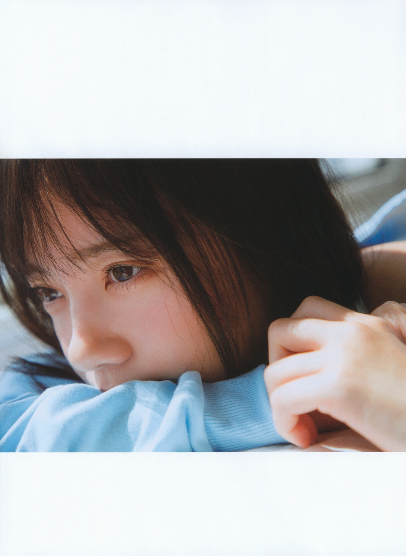 Kyoko Saito 齊藤京子, WHITE Graph 009 Set.01