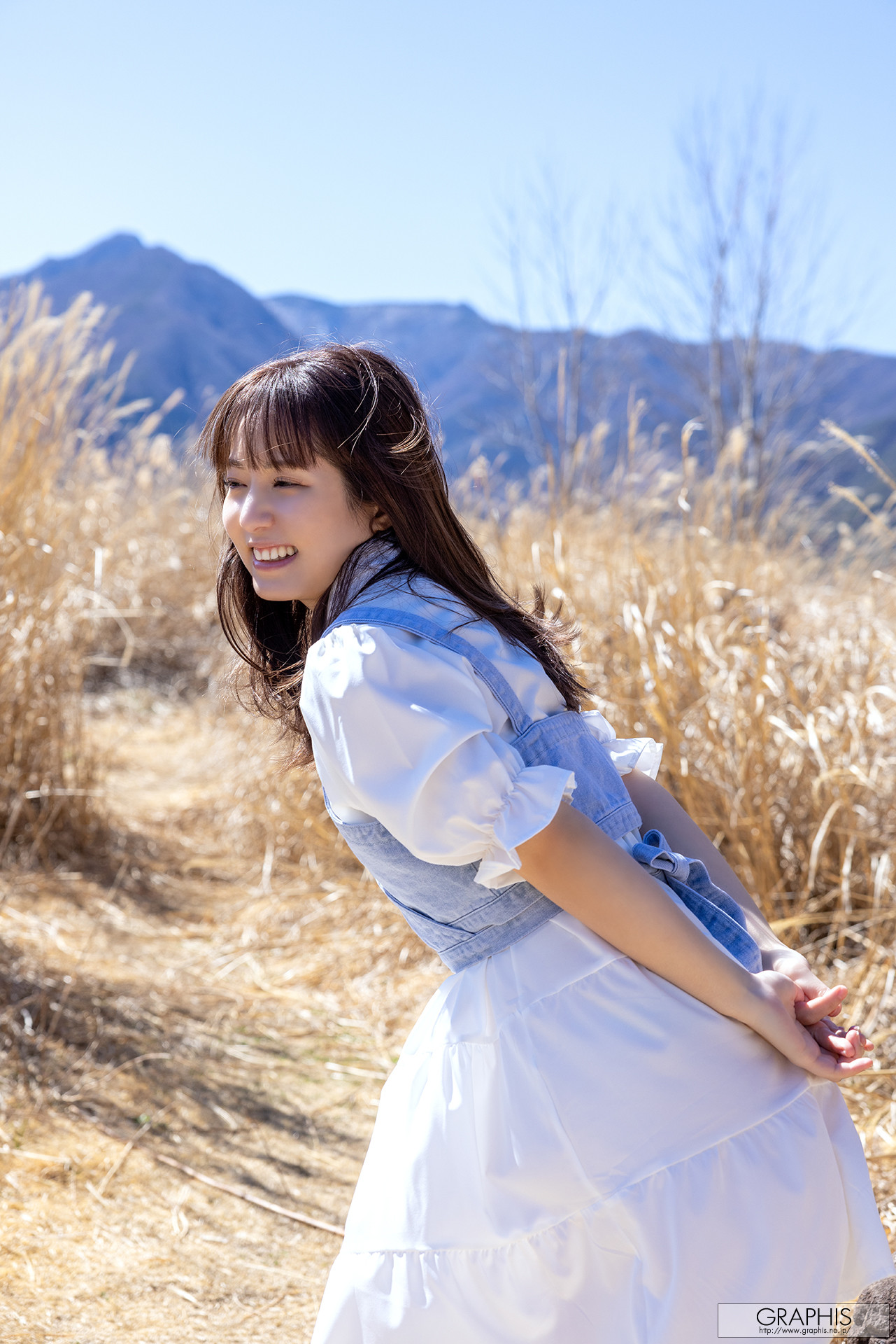 Ema Yano 矢埜愛茉, Graphis Gals 「Naturally」 Vol.01