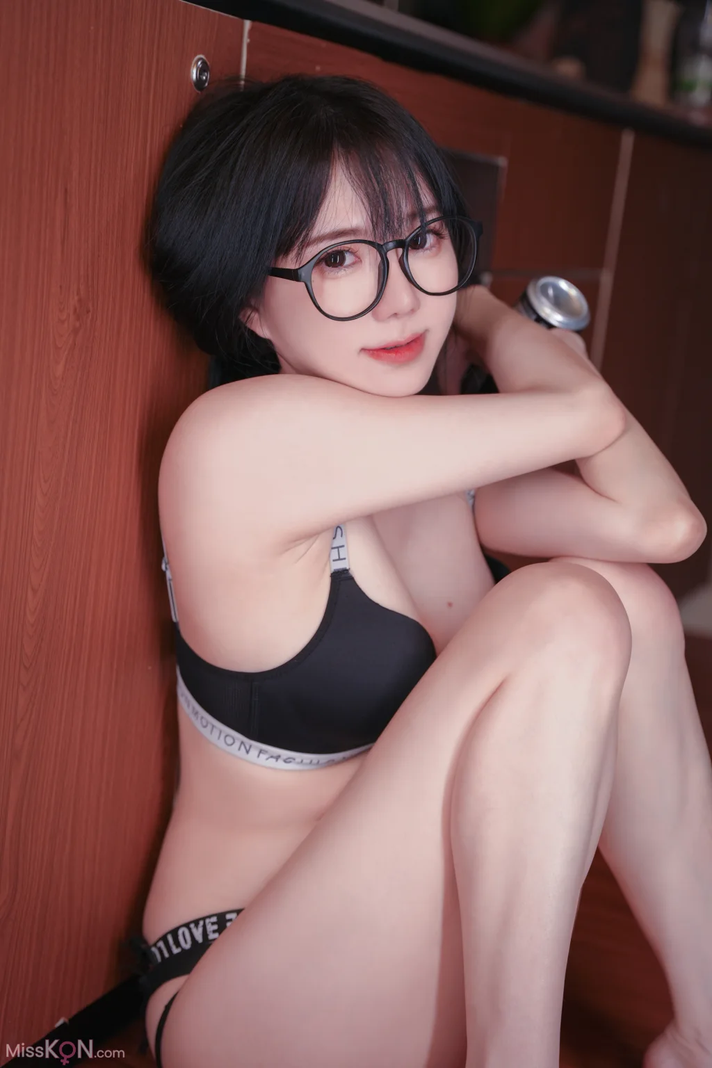 Coser@Sally多啦雪 (Sally Dorasnow)_ RAINY LAUNDRY DAY