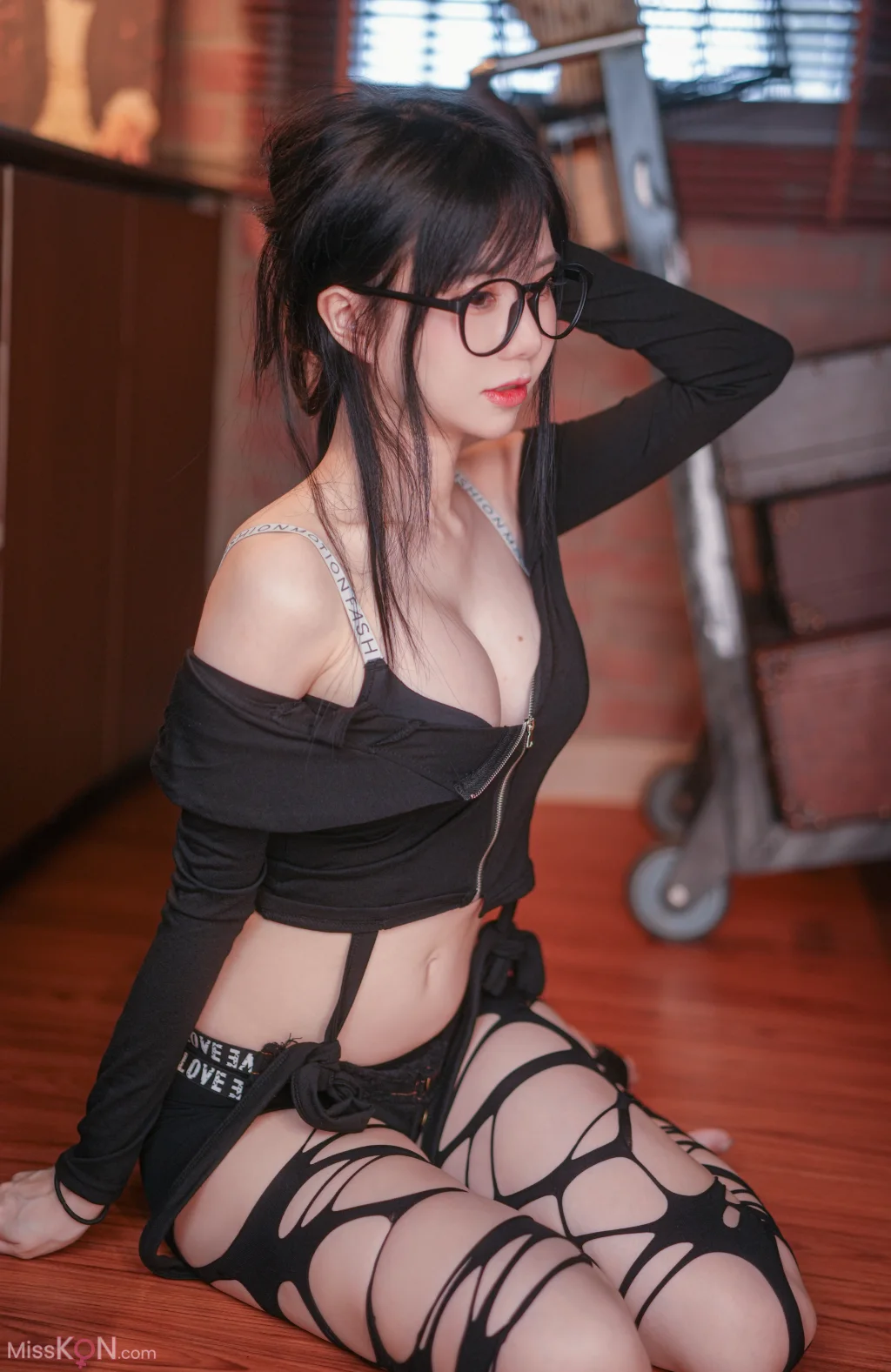 Coser@Sally多啦雪 (Sally Dorasnow)_ RAINY LAUNDRY DAY