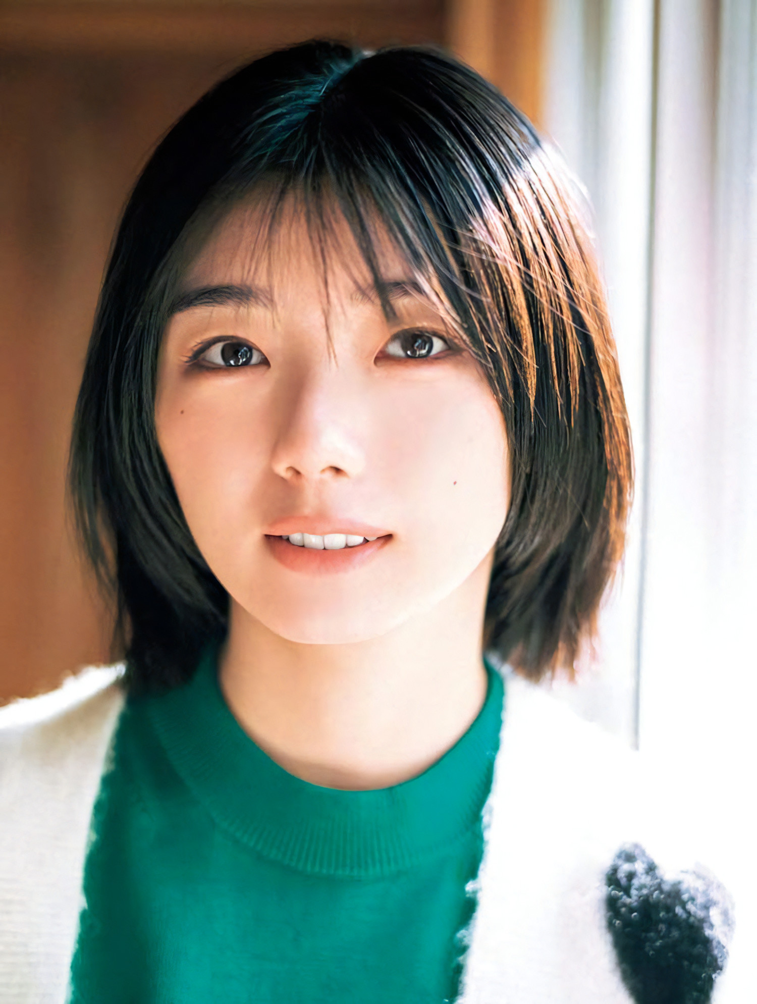 Karin Fujiyoshi 藤吉夏鈴, Shonen Magazine 2024 No.13 (週刊少年マガジン 2024年13号)