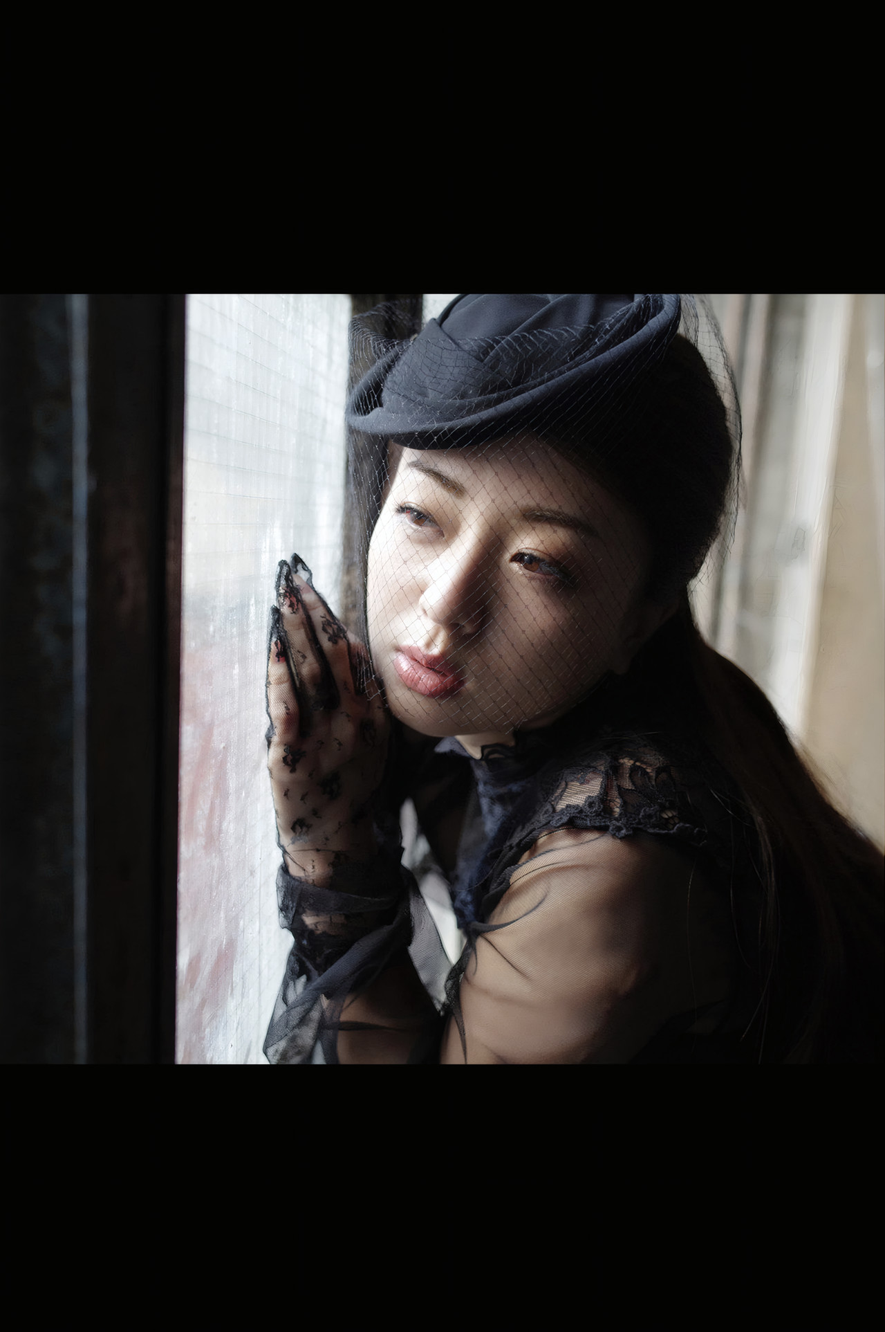 Shoko 祥子, 週刊現代デジタル写真集 謎の美女 「最期の旅」 Set.03