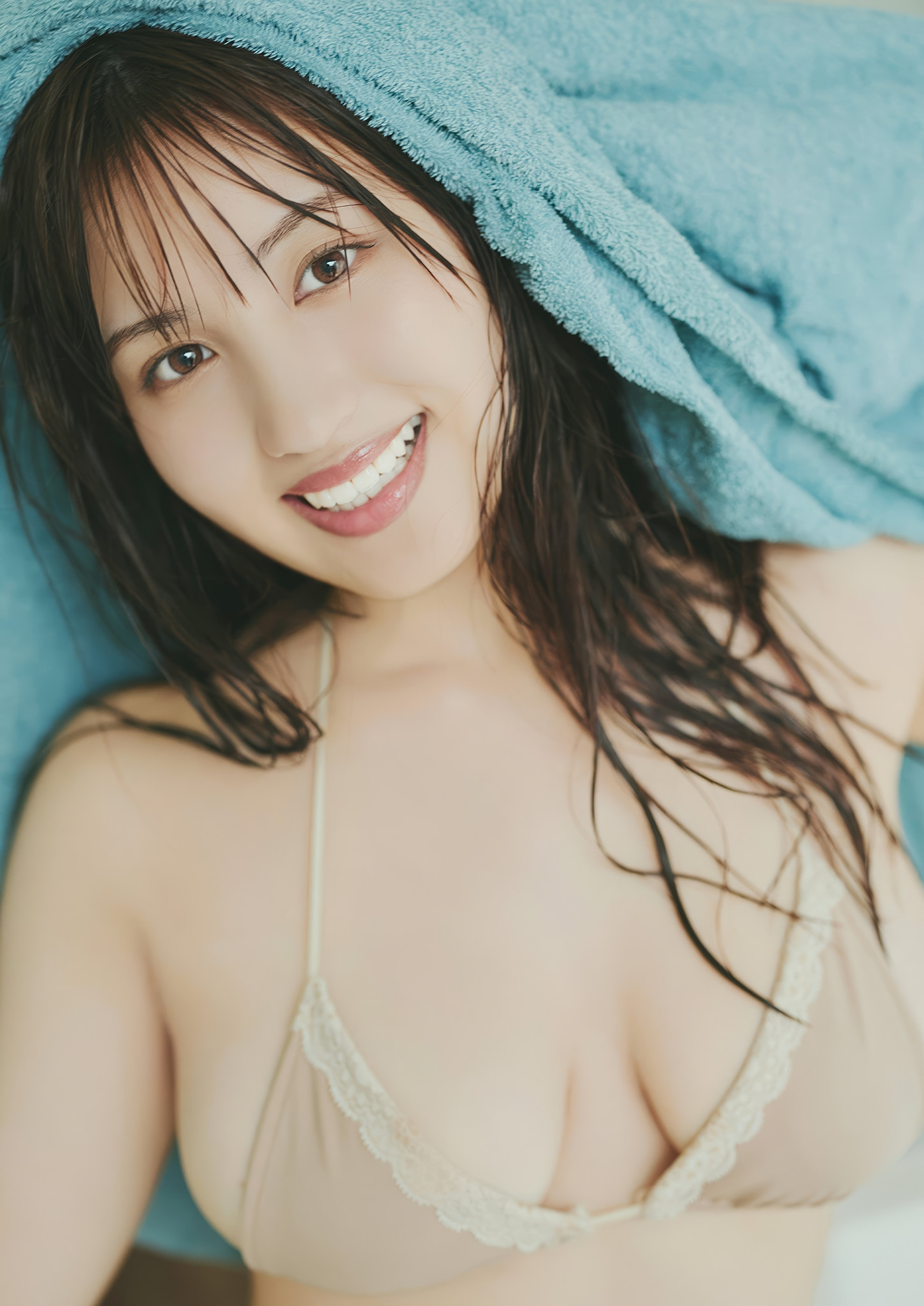 Fuka Hanasaki 花咲楓香, 写真集 「Triple Crown」 Set.03