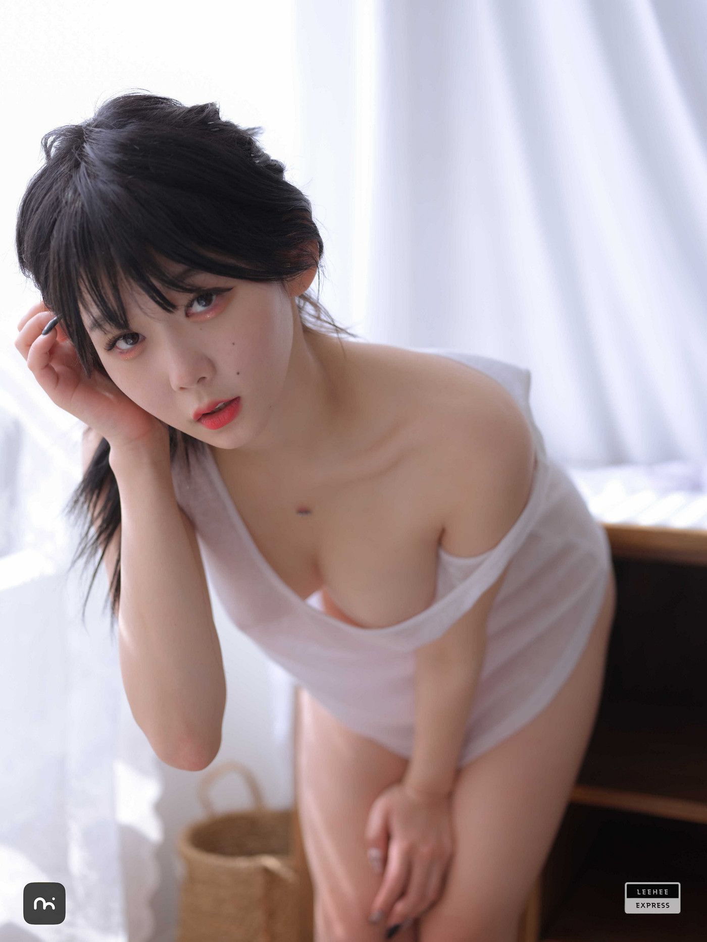 ZIA.Kwon 권지아, LEEHEE EXPRESS LEHF-224B Set.01