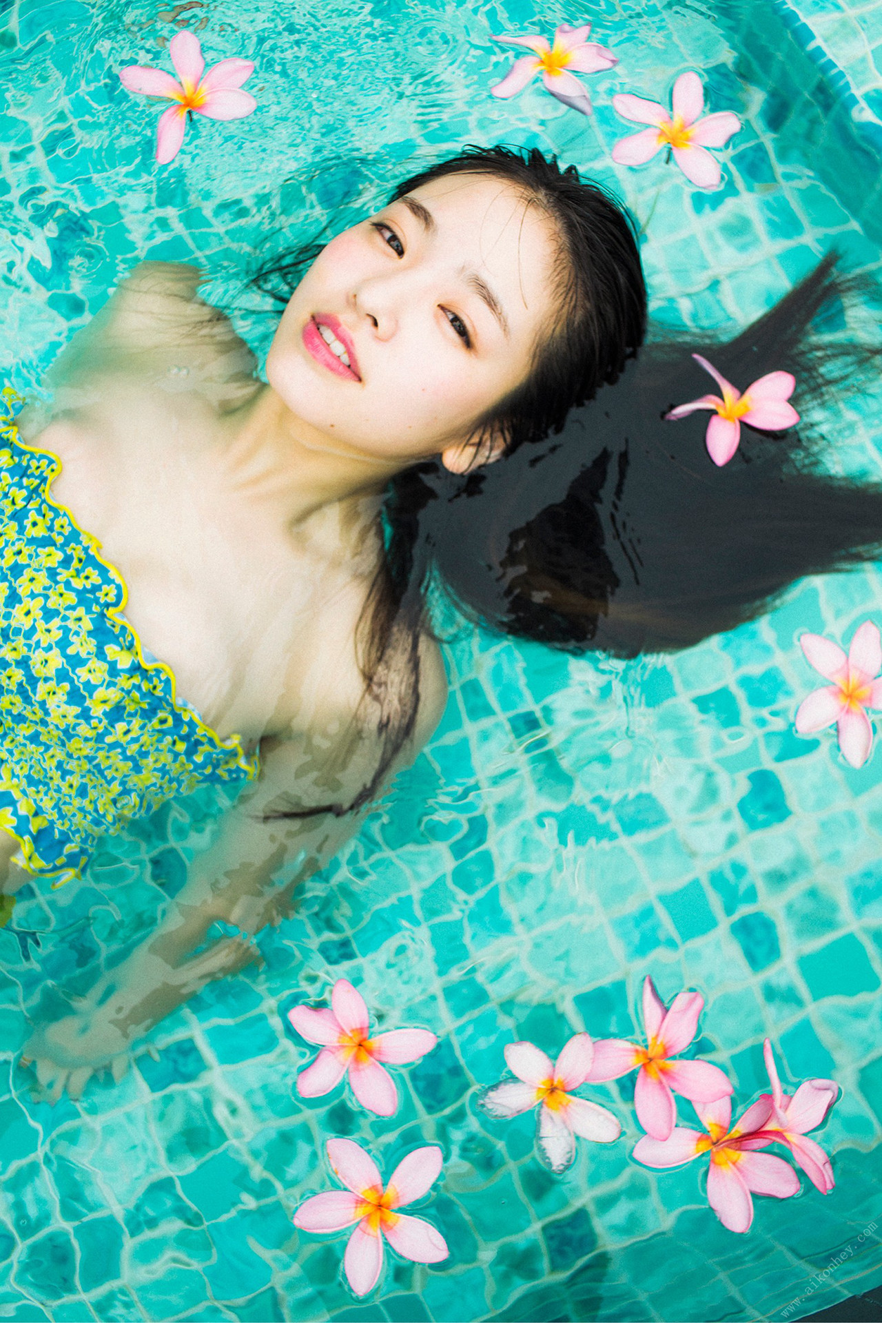 Mayuu Yokota 横田真悠, 写真集 「ないしょの＃まゆうだけ」 Set.01