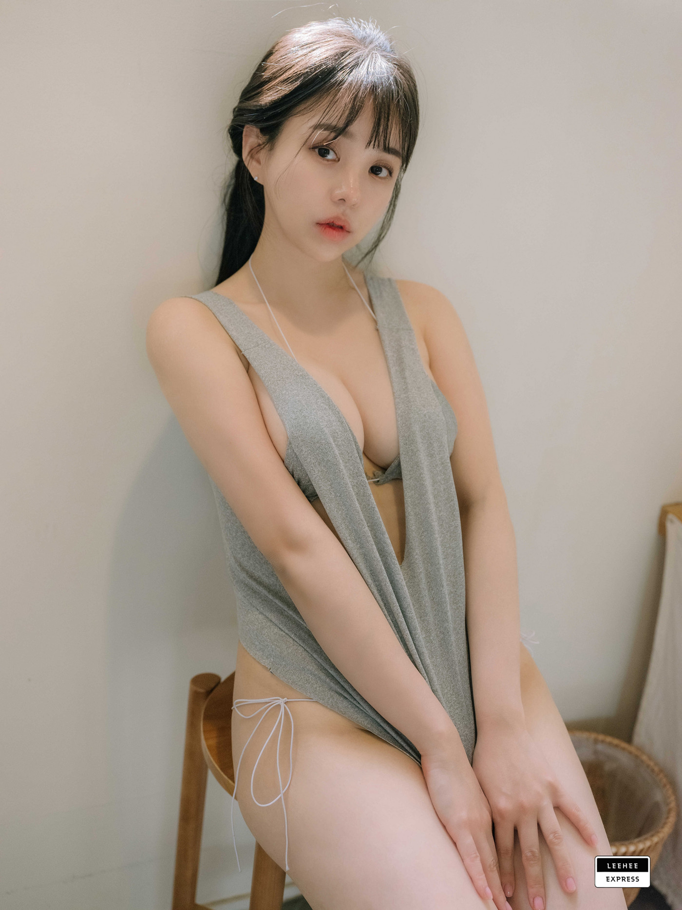 Yuri 유리, LEEHEE EXPRESS LEND-037 Set.01