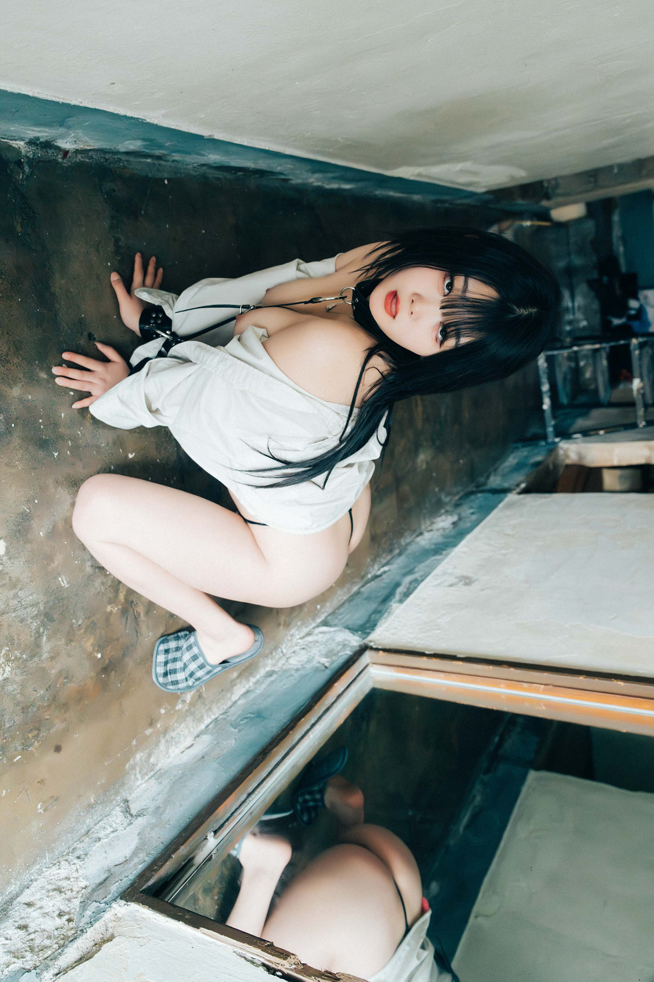 ZIA.Kwon 권지아, Loozy ‘Tight and Closer’ Set.02
