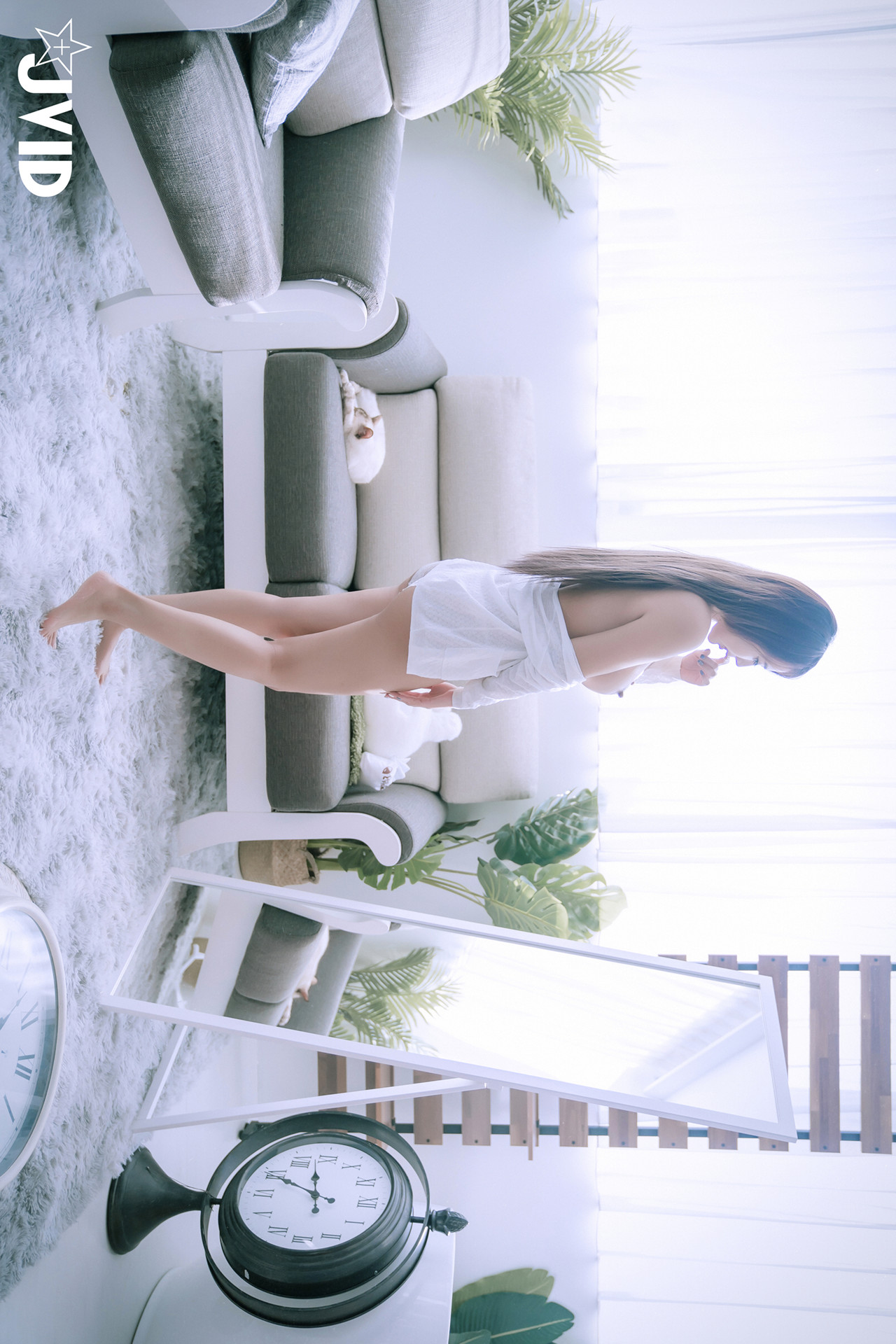 JVID Lele 樂樂 美巨乳樂樂最新力作，性感晨光，等你一起來滾床 Set.01