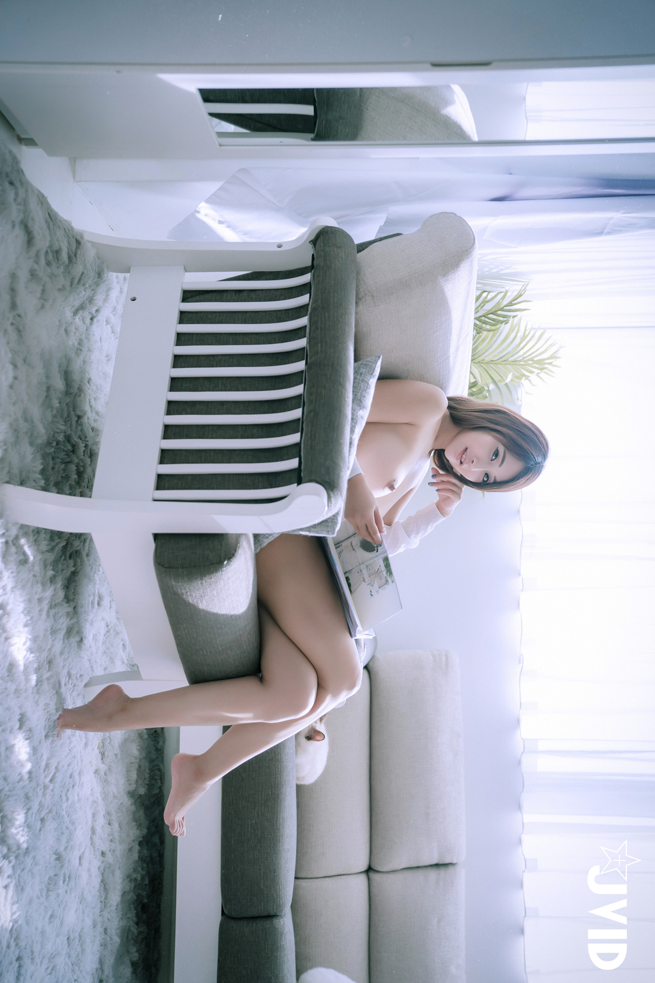 JVID Lele 樂樂 美巨乳樂樂最新力作，性感晨光，等你一起來滾床 Set.01