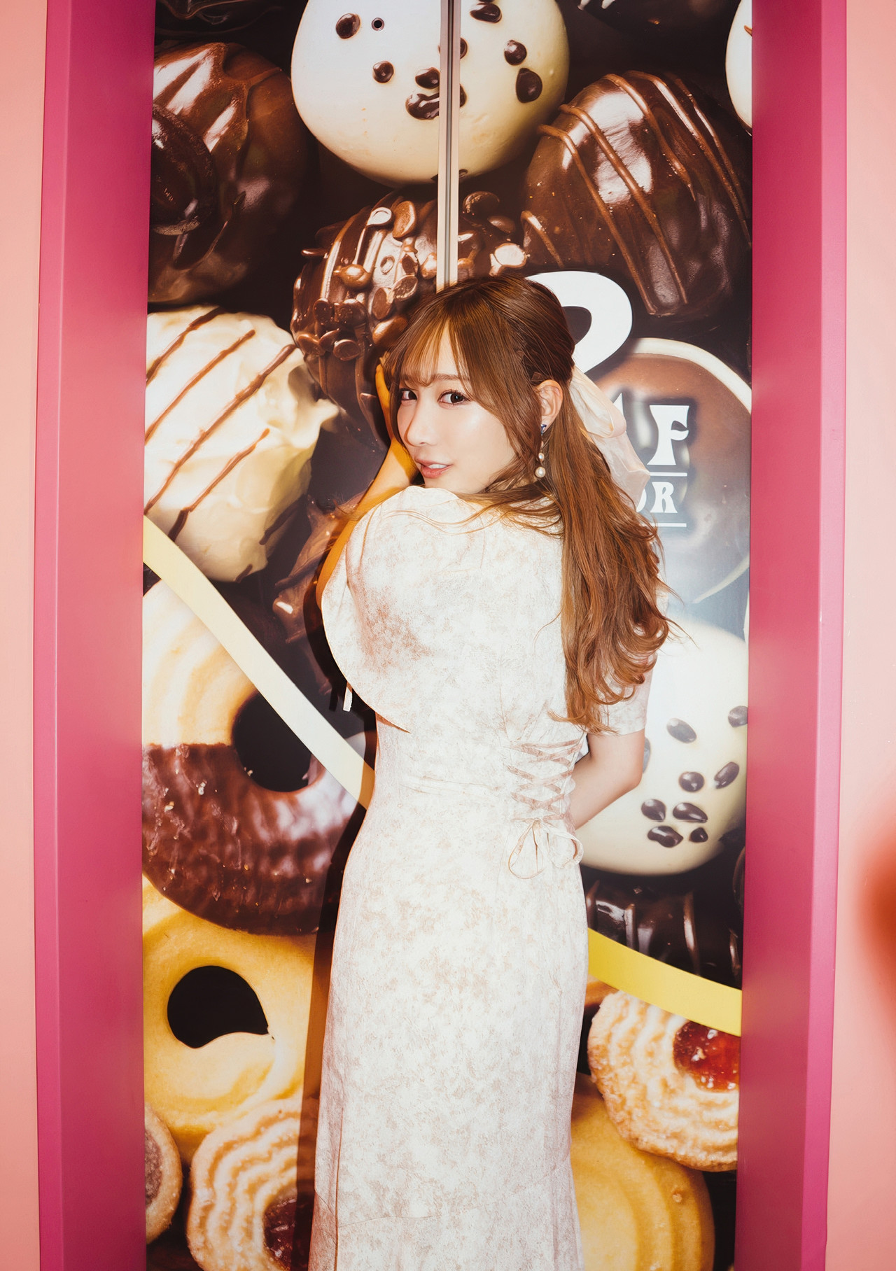 Conan Koyoi 小宵こなん, ヌード写真集 ＃Escape Set.01