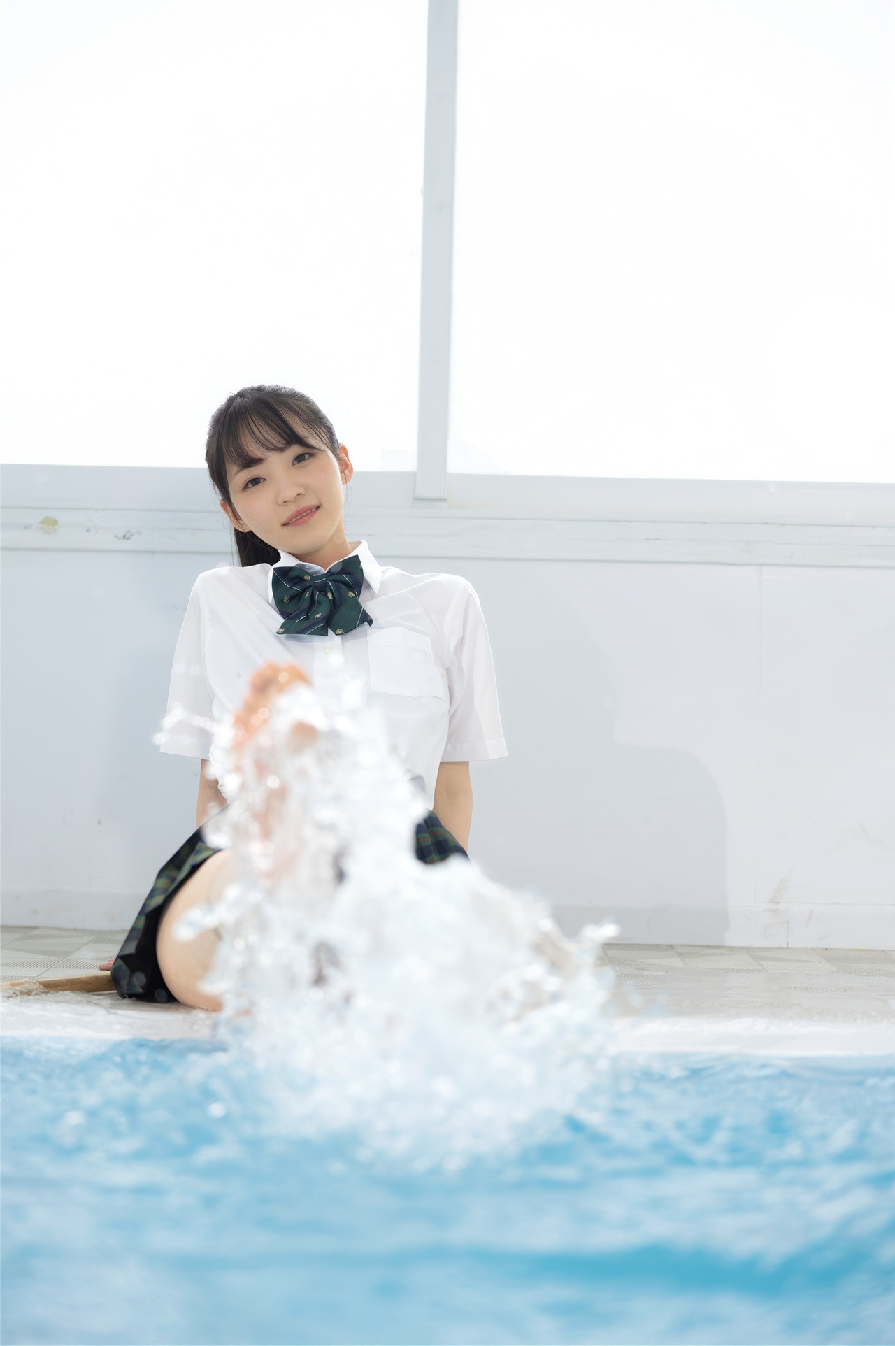 Meguri Minoshima 美ノ嶋めぐり, グラビア写真集 「青春＃アオハル」 Set.04