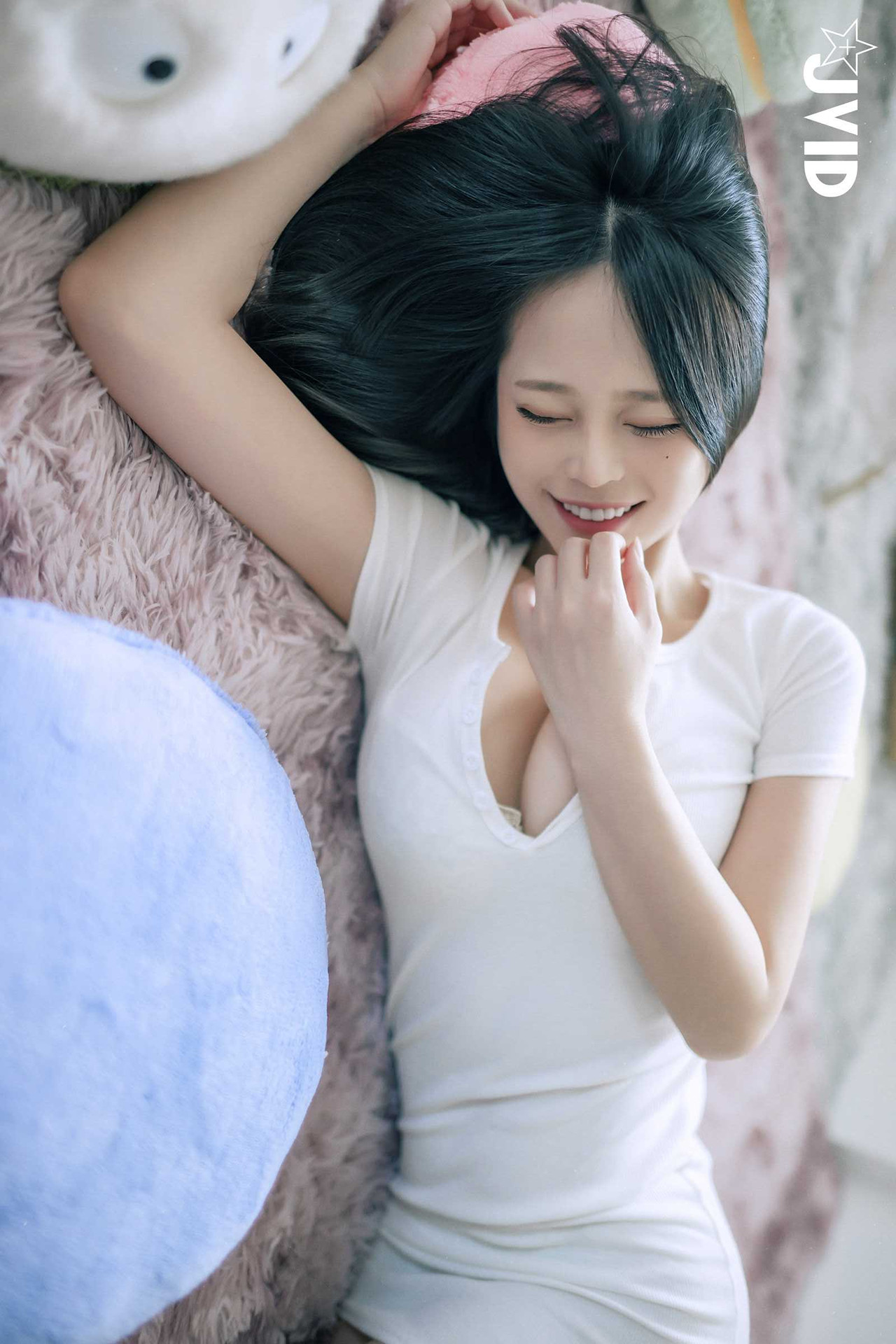 JVID 謝夏天 近60萬粉絲的巨乳網紅直播主脫了🔥🔥🔥首次挑戰性感寫真❤️大秀超美G奶❤️ Set.02