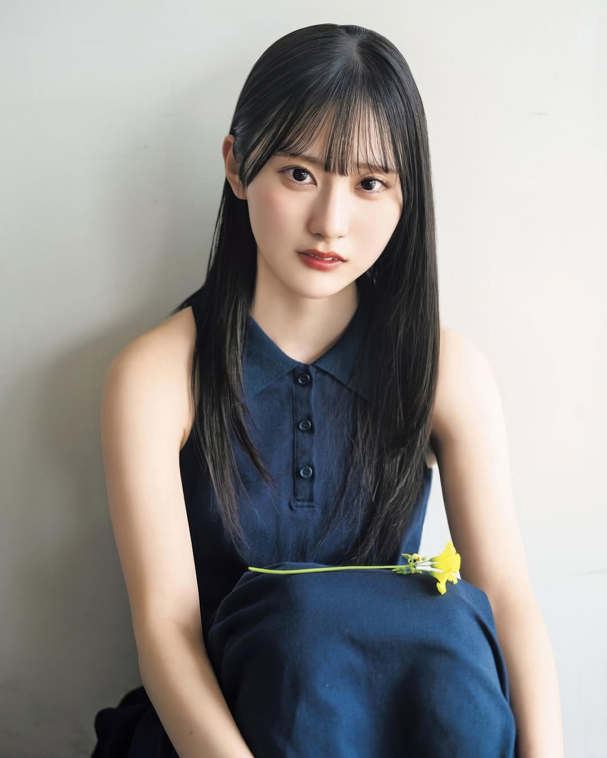 Ayase Kotori 綾瀬ことり, Young Jump 2025 No.26 (ヤングジャンプ 2025年26号)