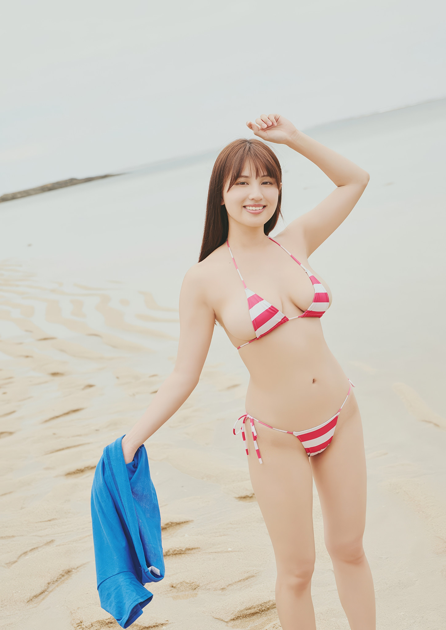 Fuka Hanasaki 花咲楓香, 写真集 「Triple Crown」 Set.02