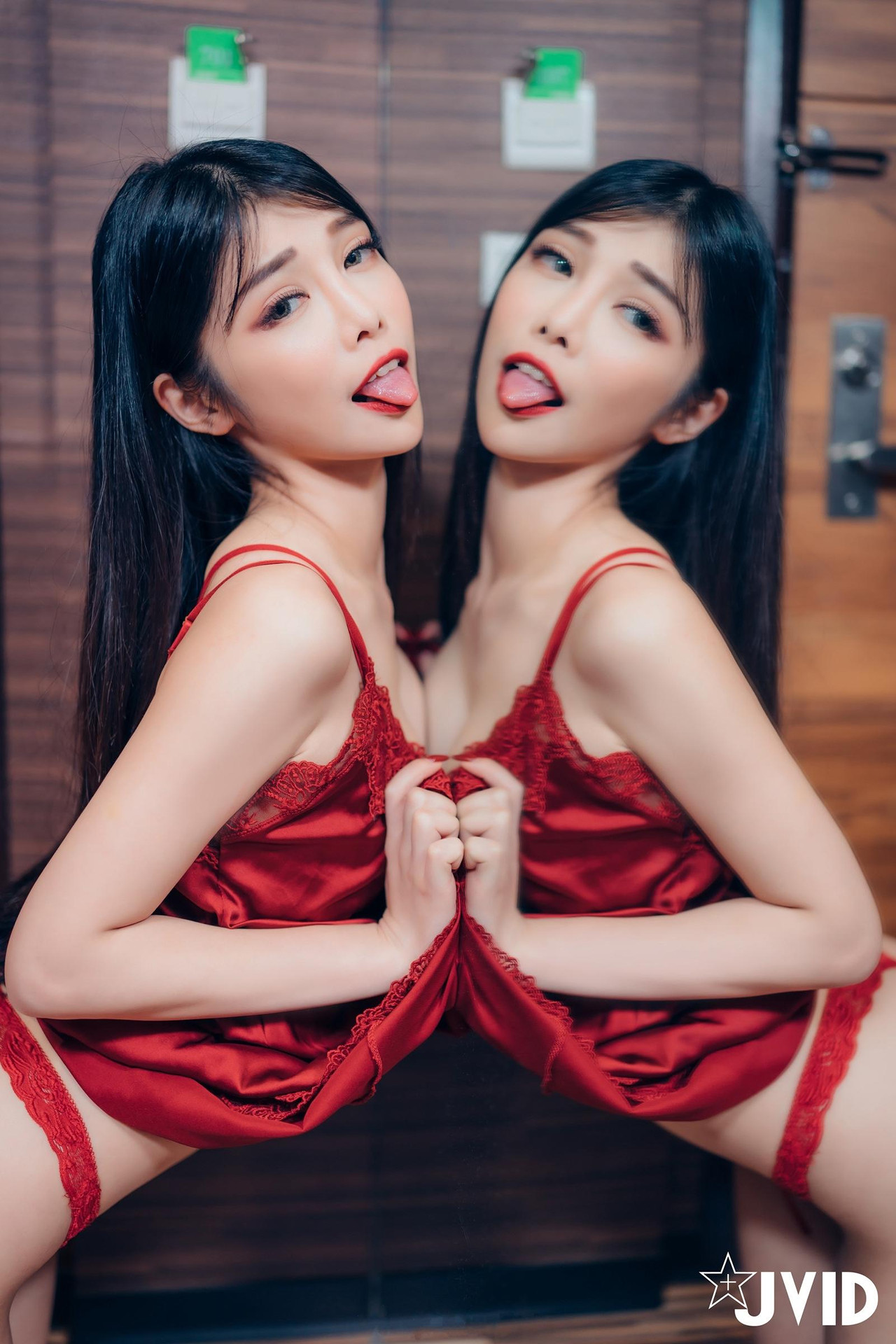 JVID Linda 青春的最后一本写真-琳达女神的红色诱惑 Set.01