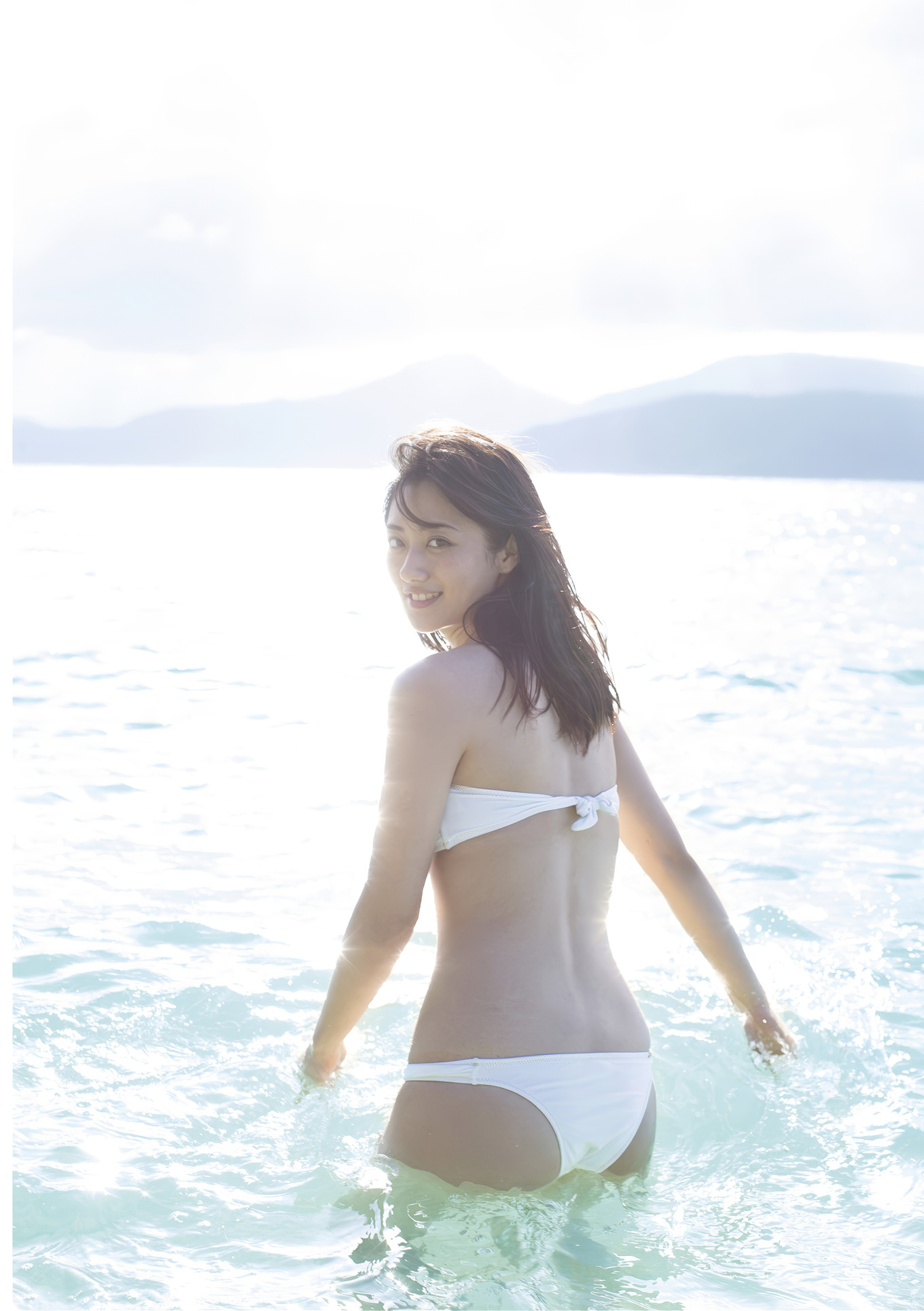 Kazusa Okuyama 奥山かずさ, 1st写真集 「かずさ」 Set.01