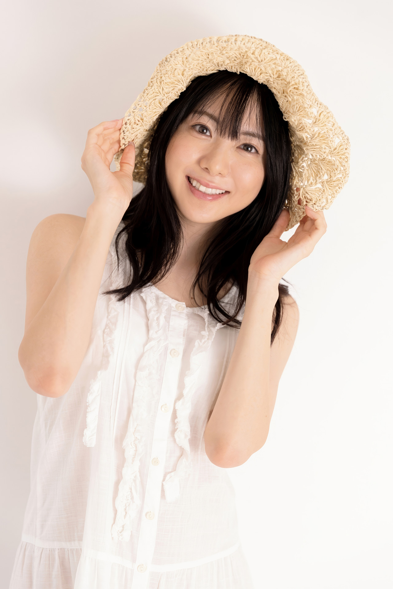 Haruna Inoue 井上晴菜, Mai Tachibana 橘舞, アイドルワン I-One サンプル版 ミスFLASH2023
