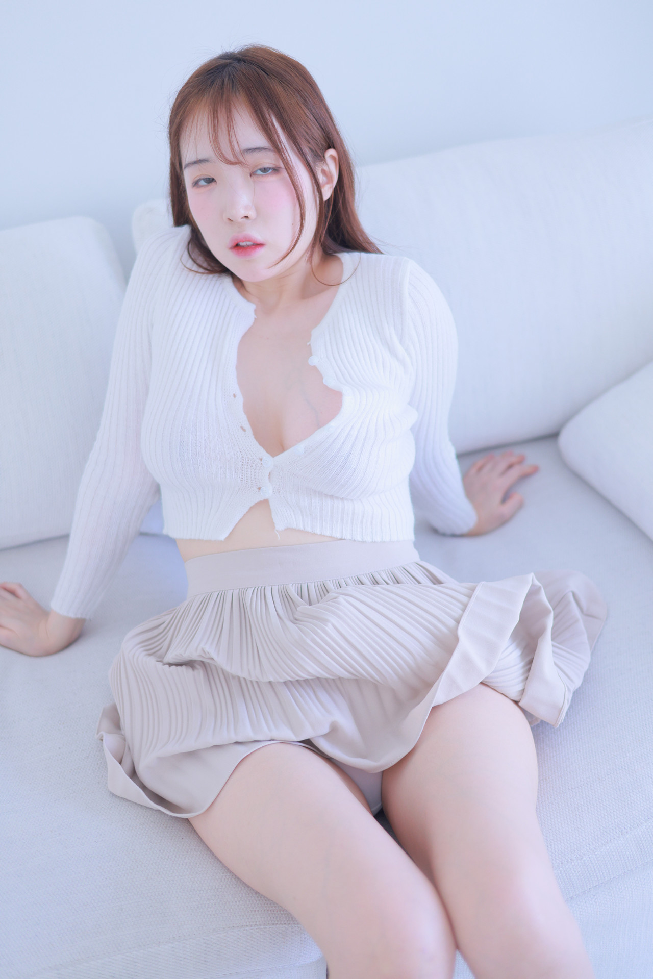 Rinaモモリナ, Photobook ‘Knitwear’ Set.01