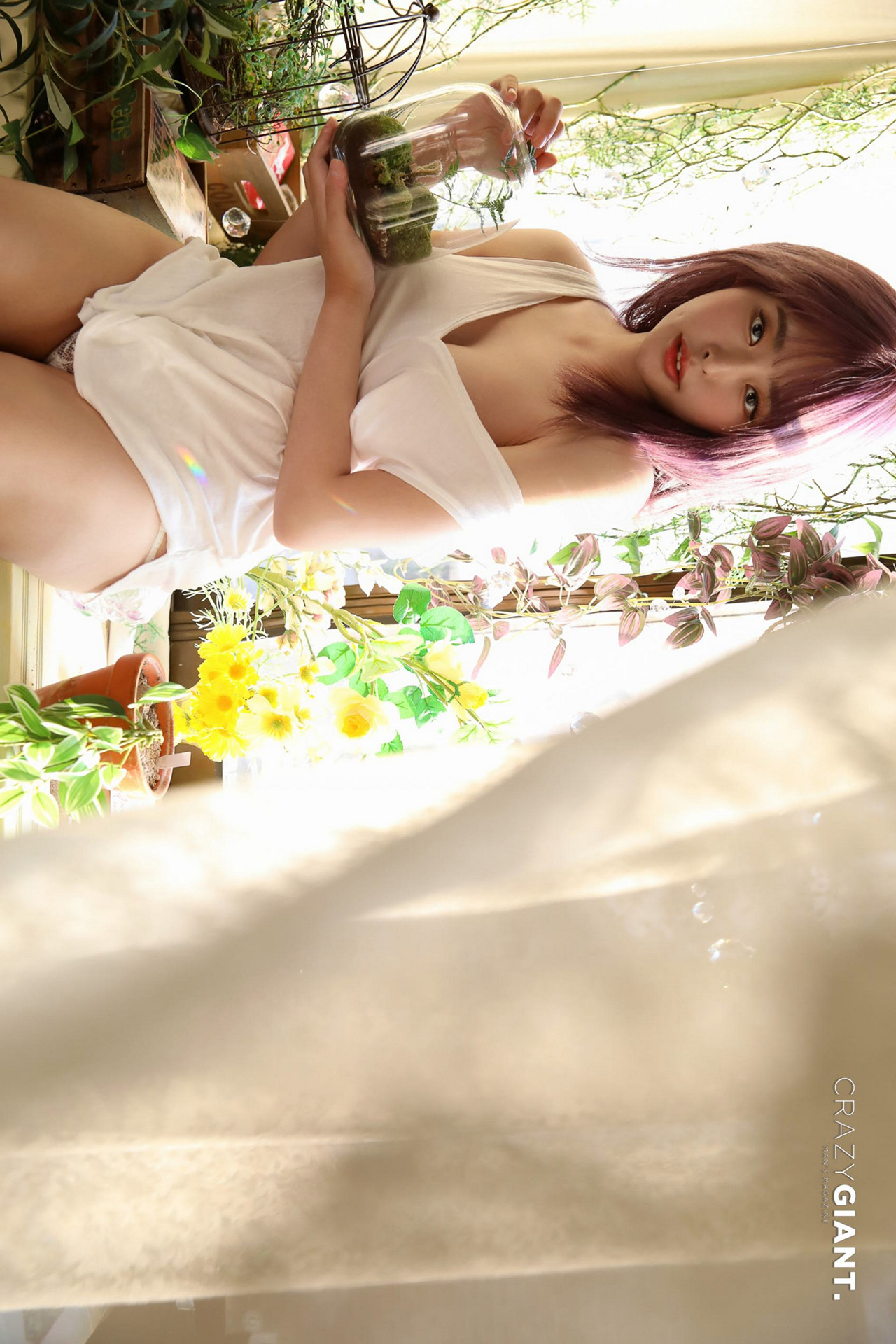 Hanere 하네레, CRAZYGIANT Sexy Photobook Set.02