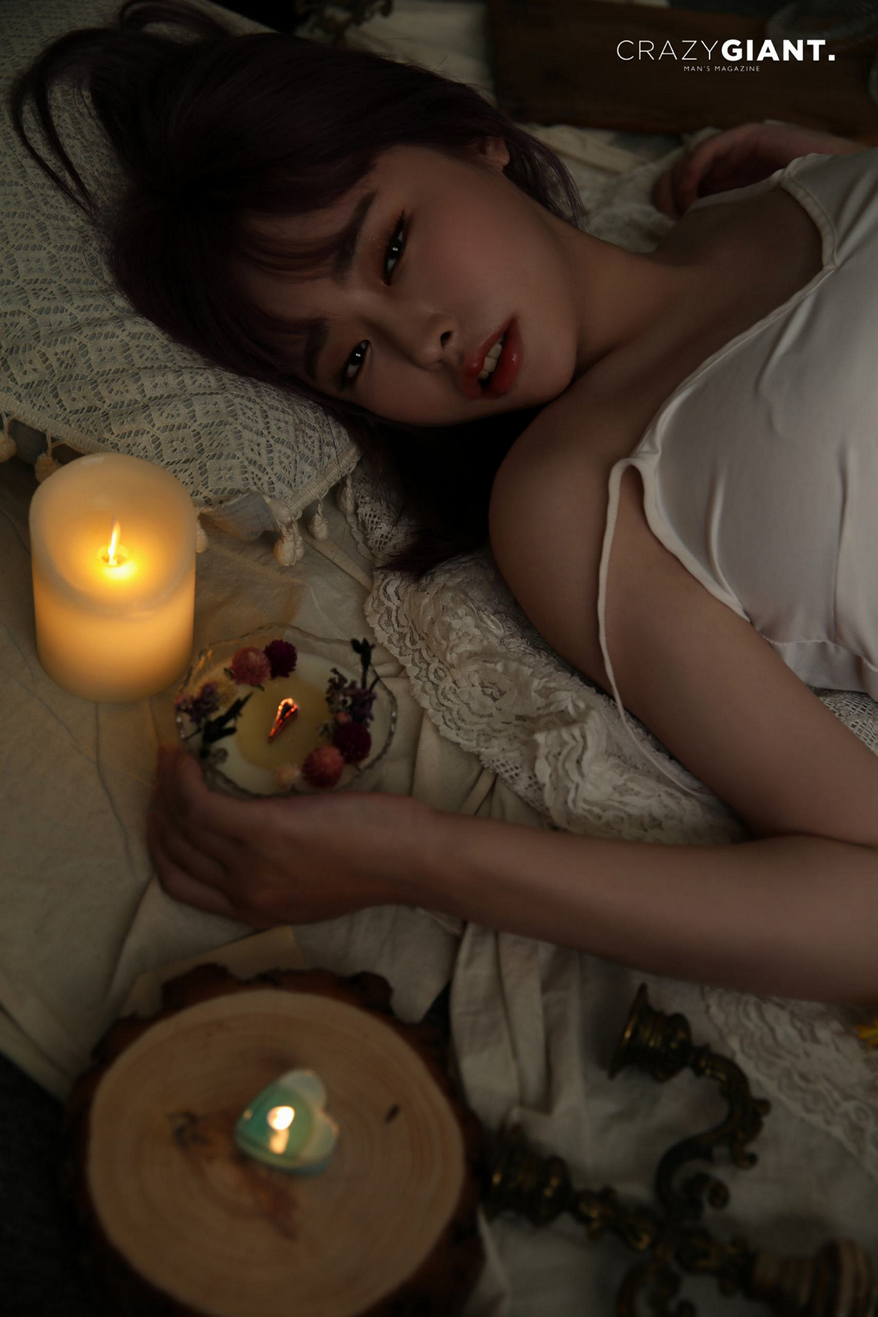 Hanere 하네레, CRAZYGIANT Sexy Photobook Set.02