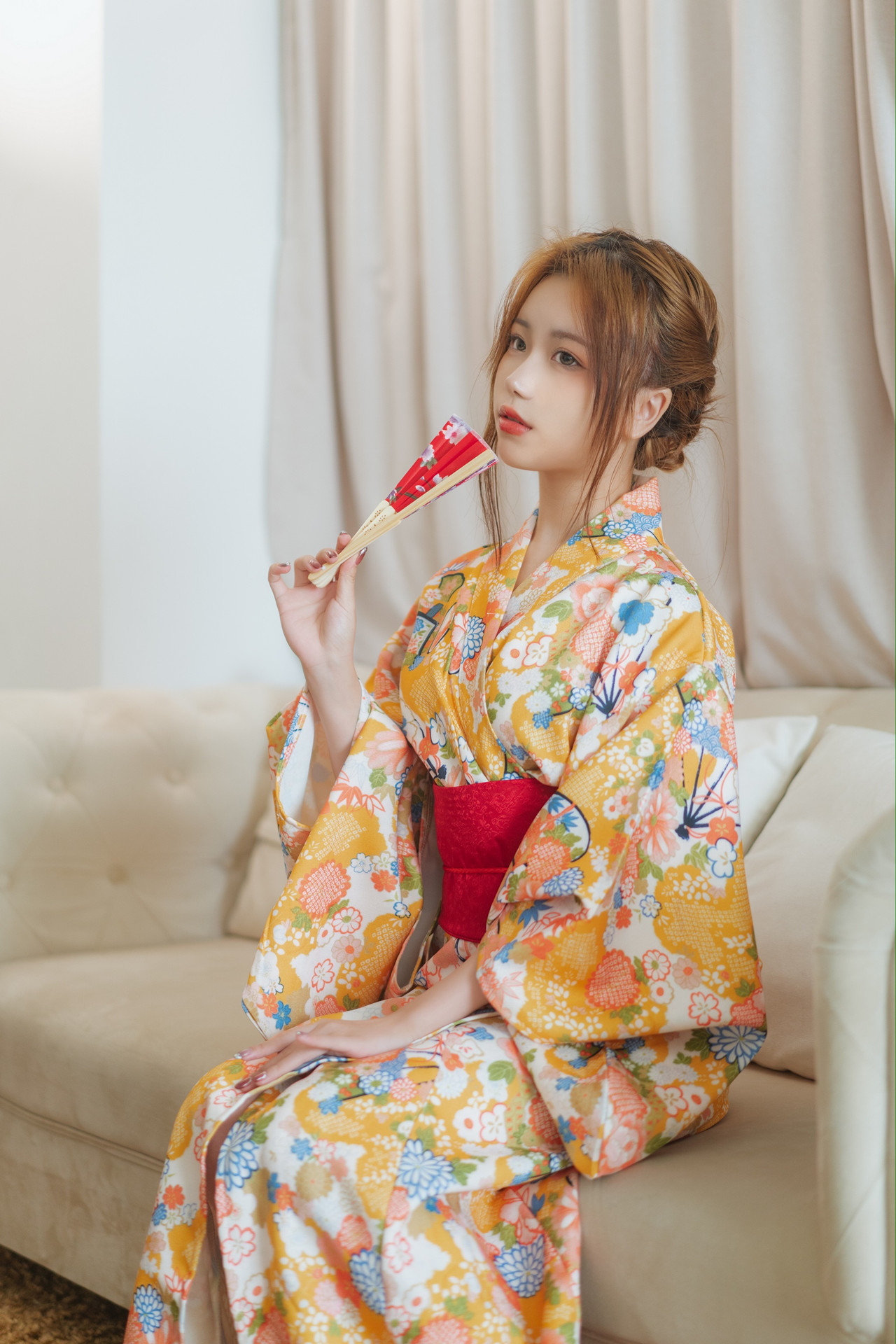 Yibeibuchi 一北亦北, 写真集 Kimono Swimsuit 和服泳装