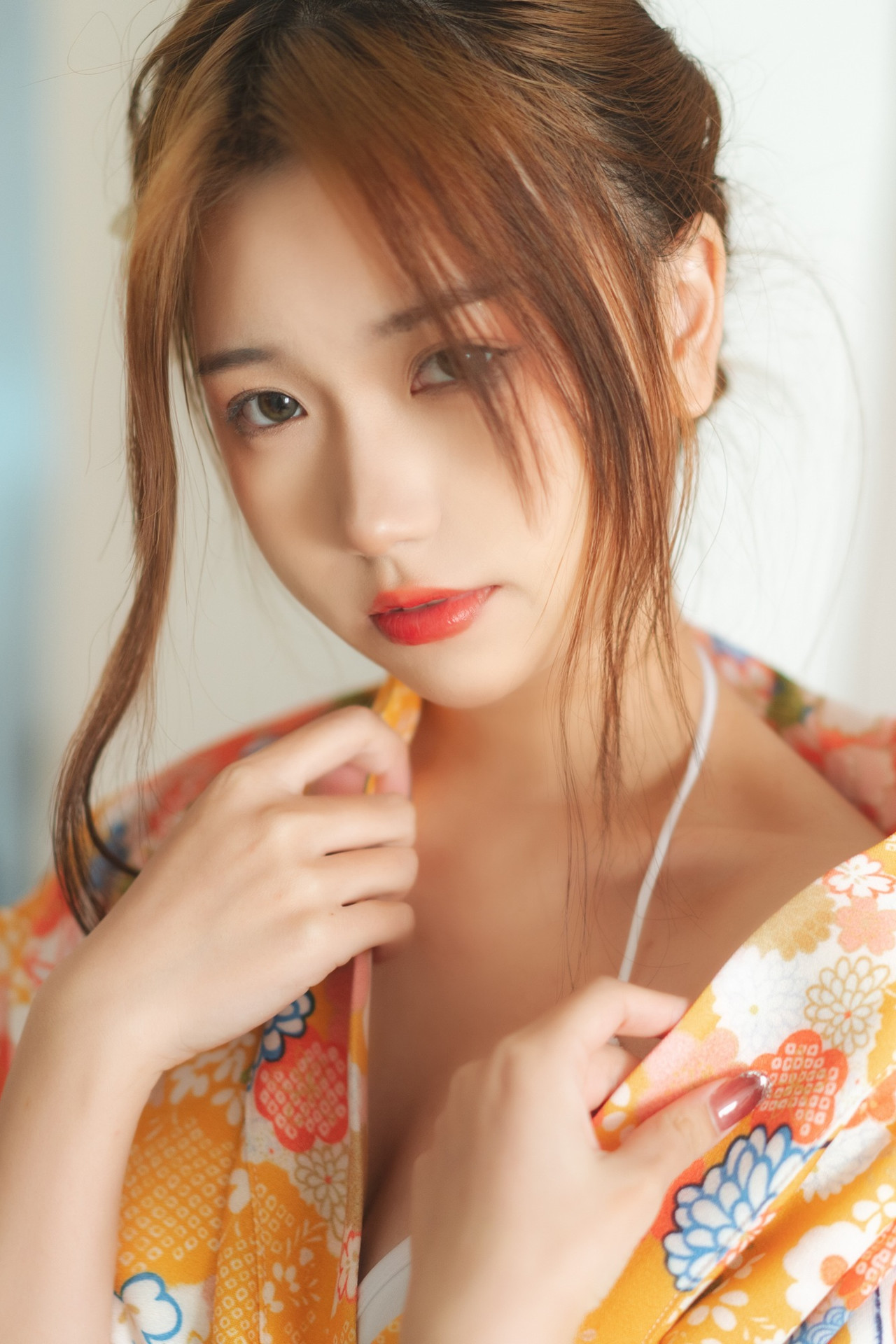 Yibeibuchi 一北亦北, 写真集 Kimono Swimsuit 和服泳装