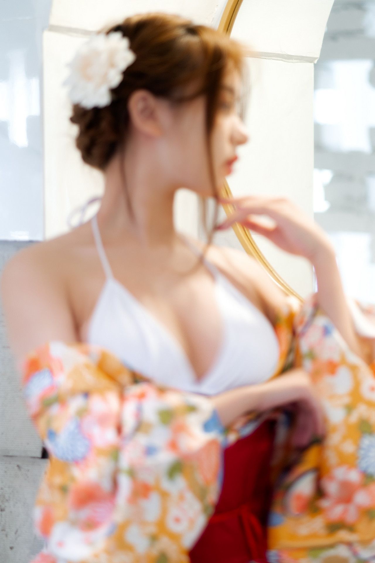 Yibeibuchi 一北亦北, 写真集 Kimono Swimsuit 和服泳装