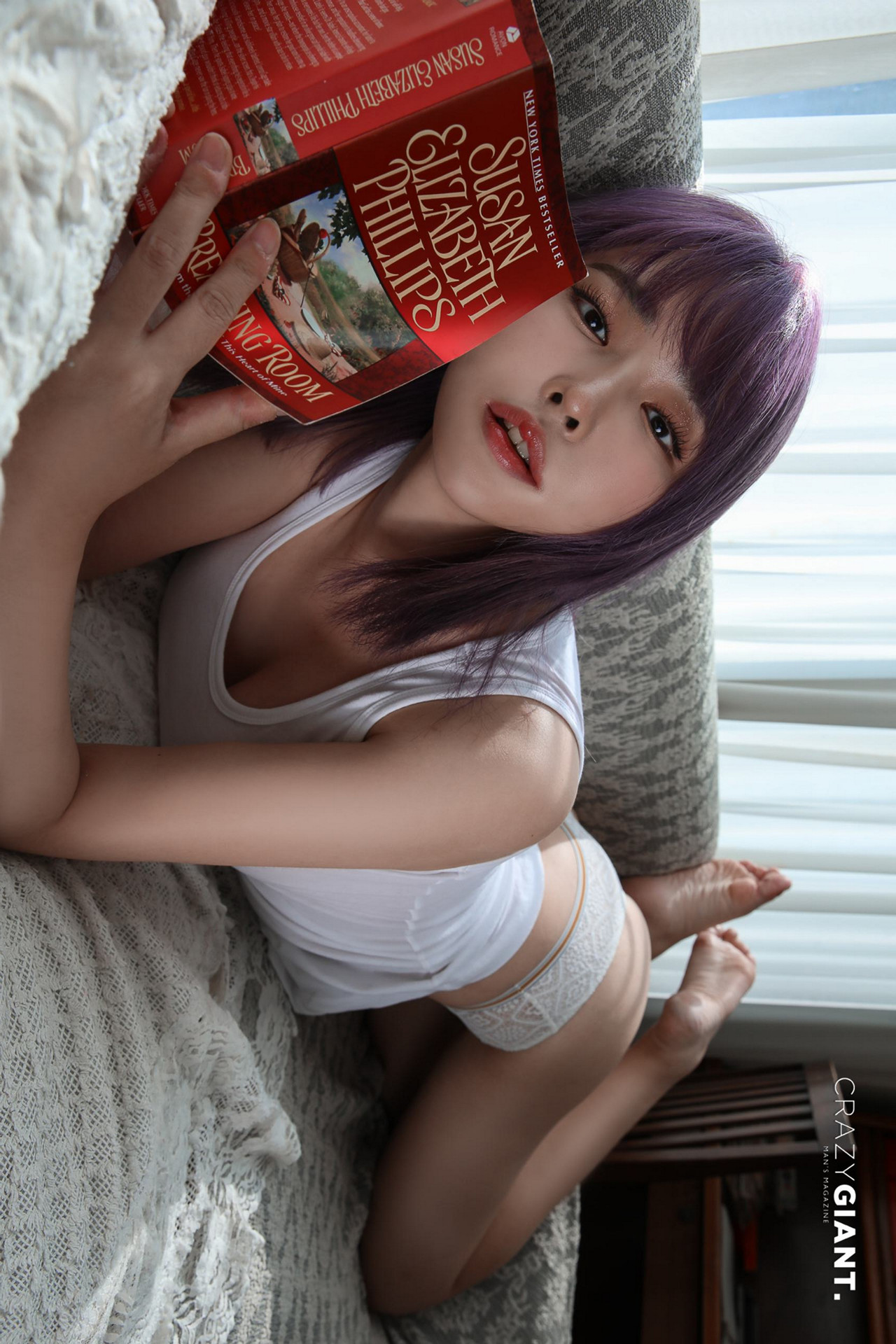Hanere 하네레, CRAZYGIANT Sexy Photobook Set.01