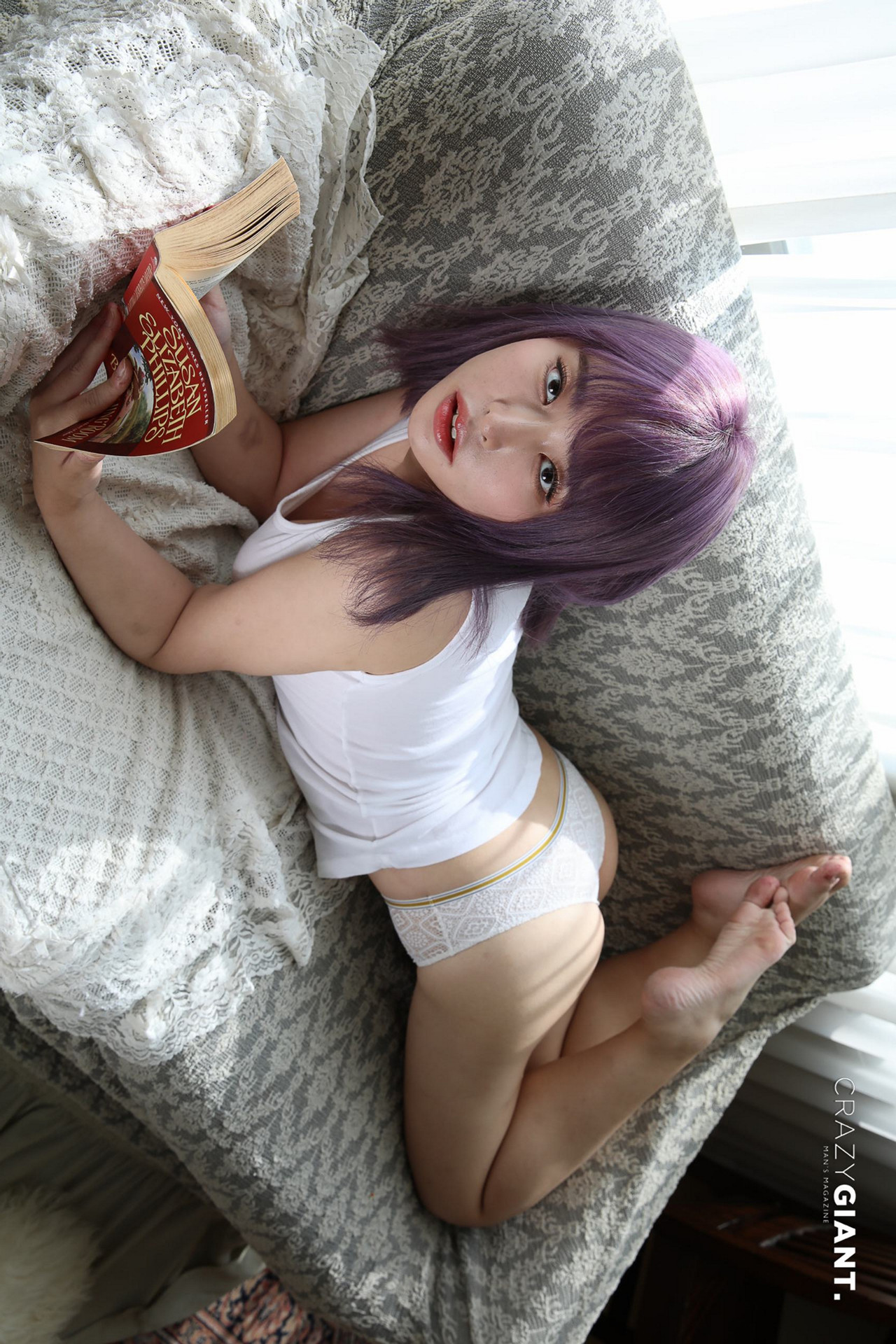 Hanere 하네레, CRAZYGIANT Sexy Photobook Set.01