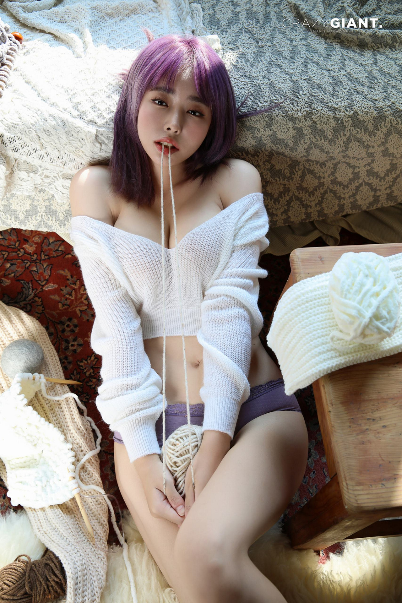 Hanere 하네레, CRAZYGIANT Sexy Photobook Set.01