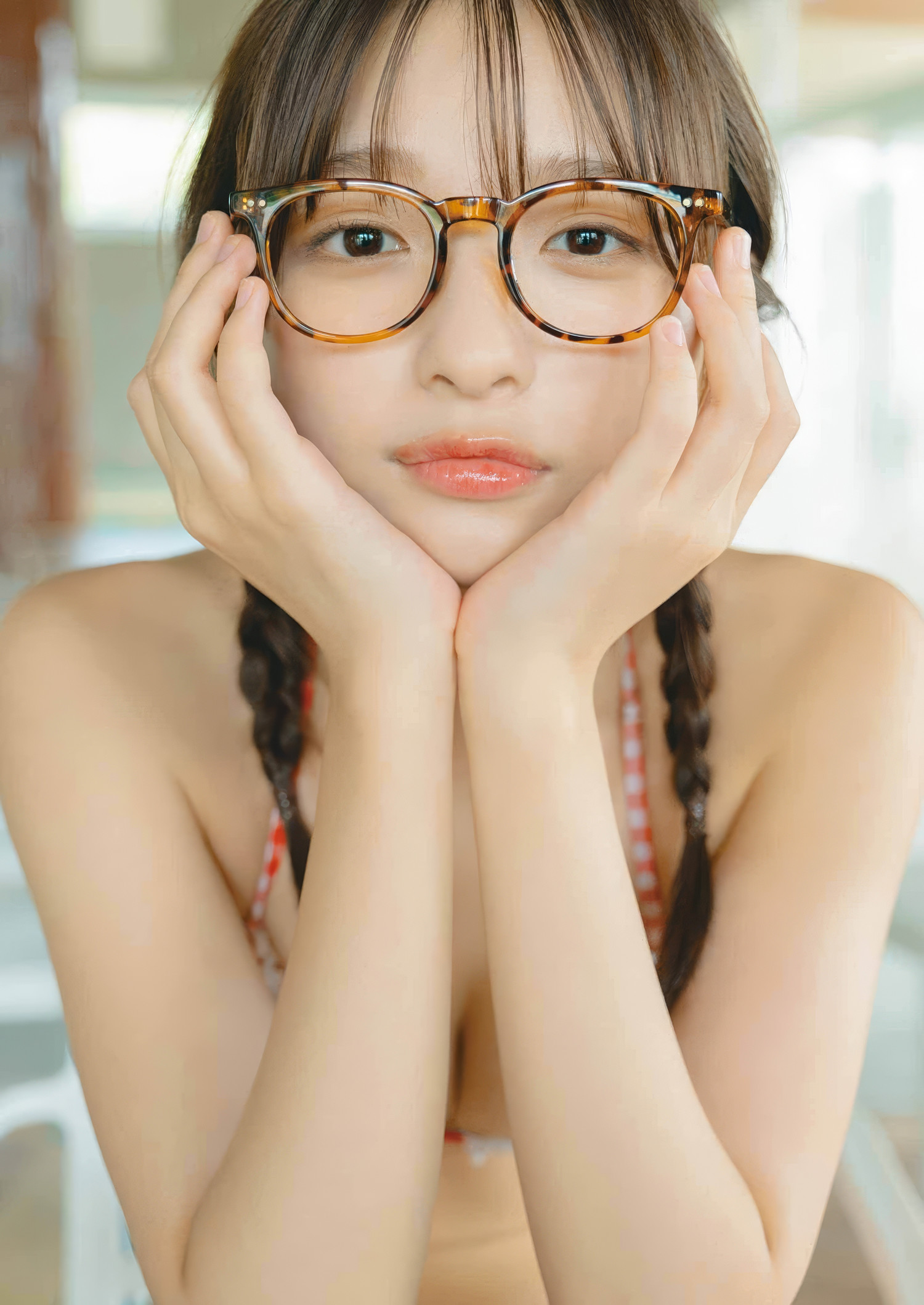 Runa Ichinose 一ノ瀬瑠菜, Young Gangan 2025 No.11 (ヤングガンガン 2025年11号)