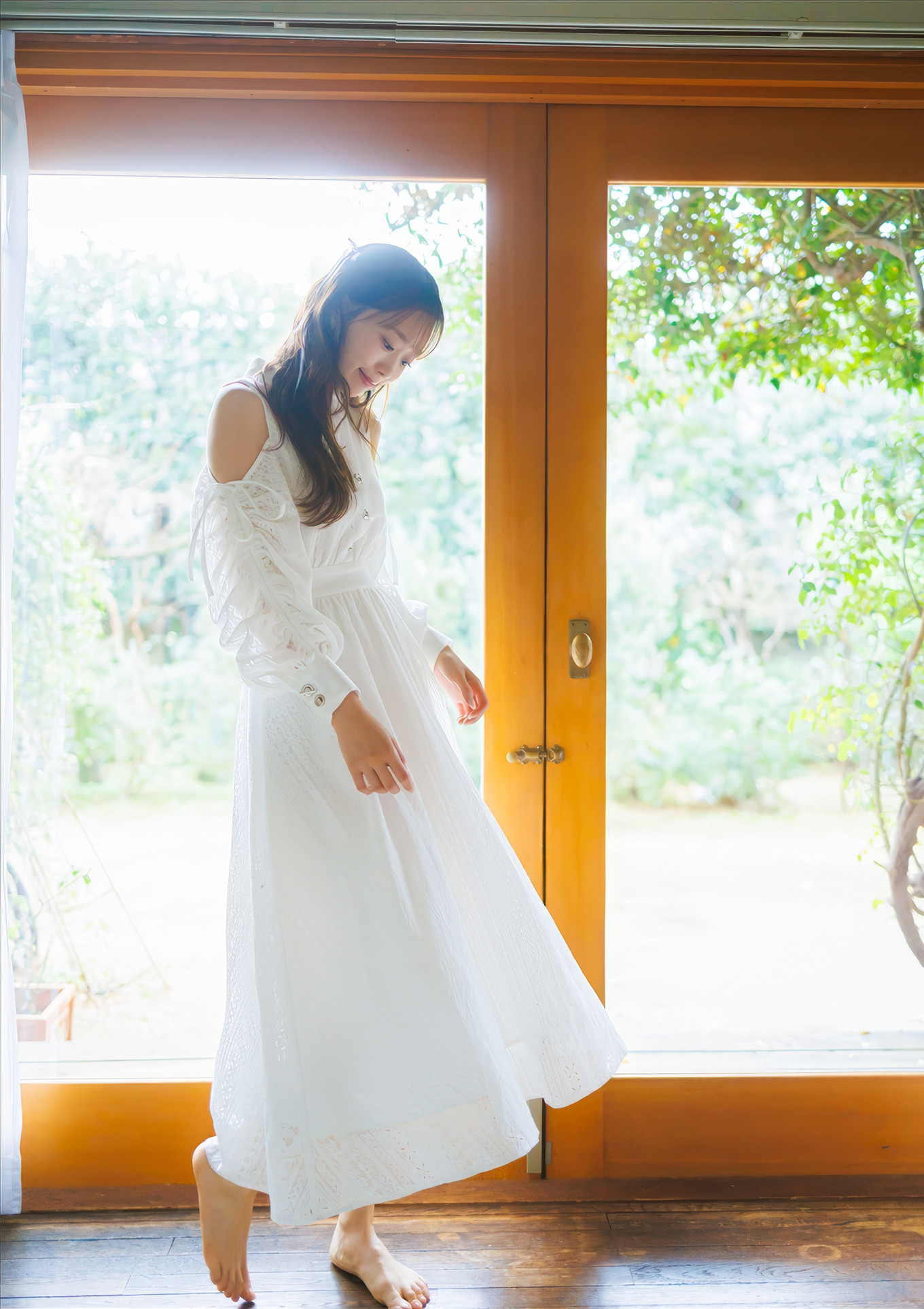 Yu Serizawa 芹澤優, デジタルPHOTOBOOK [bloom] Set.01