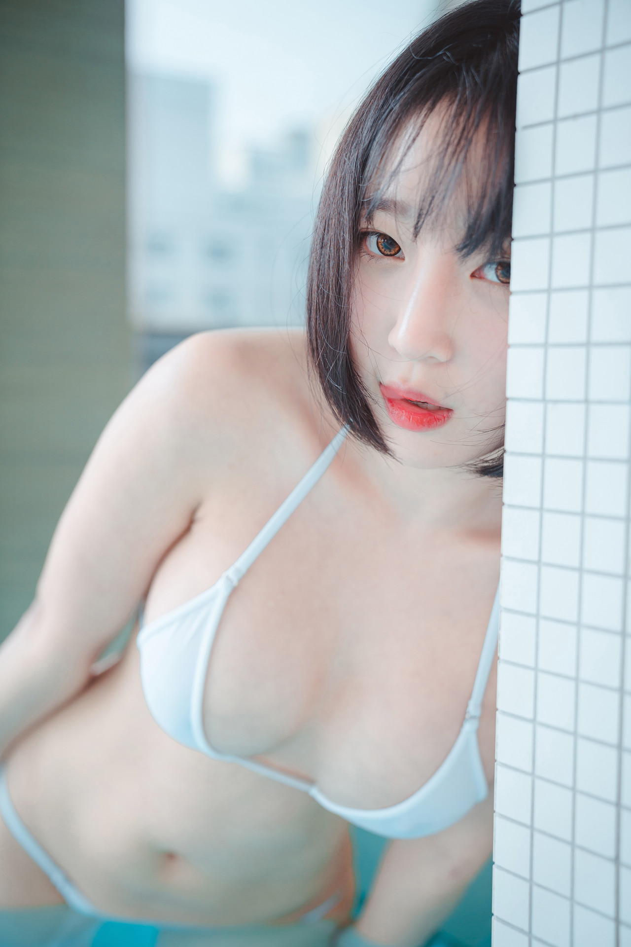 Kang Inkyung 강인경, DJAWA ‘Poolside’ Set.02