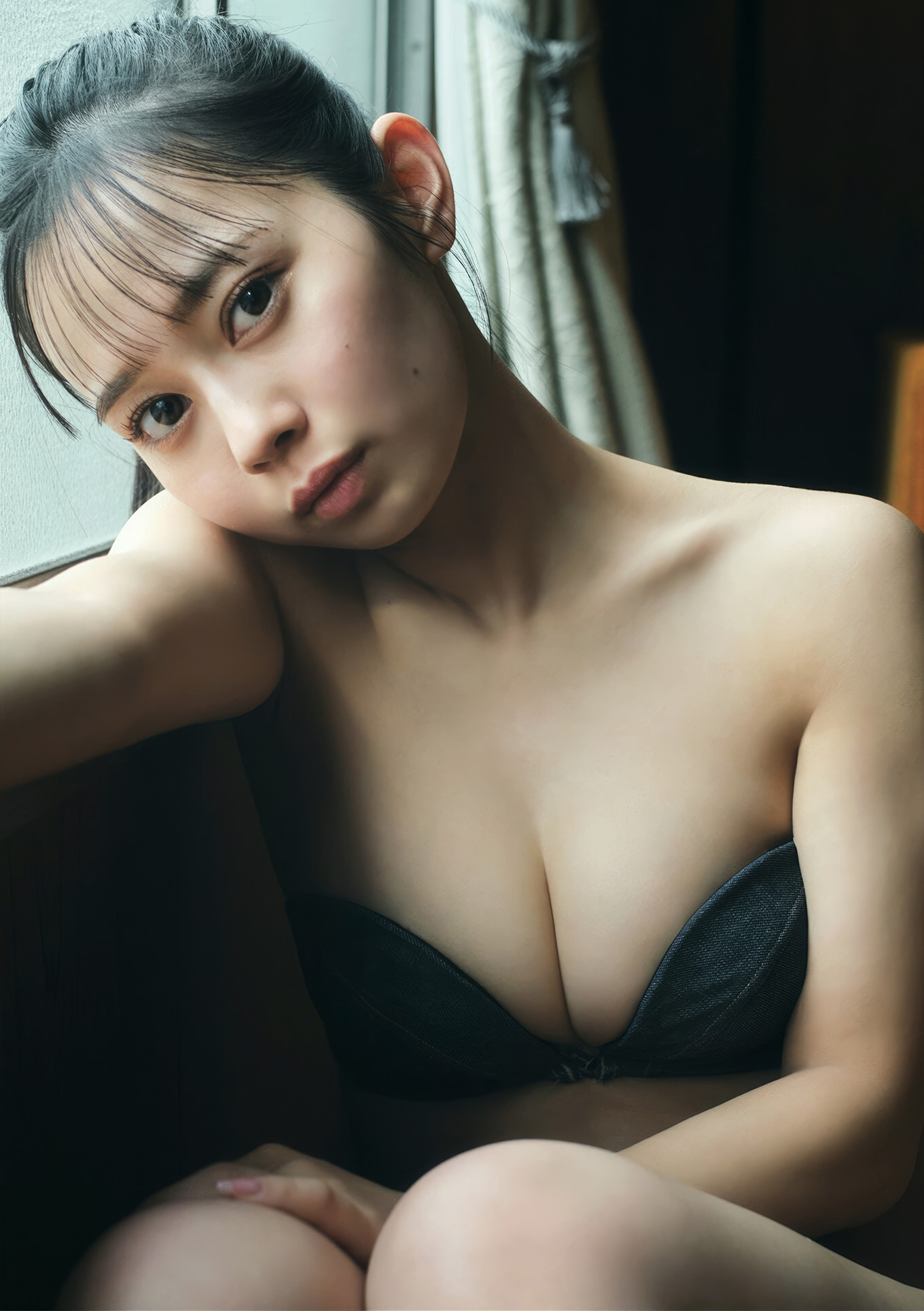 Saeko Kondo 近藤沙瑛子, BRODYデジタル写真集 『わがままな視線』 Set.01