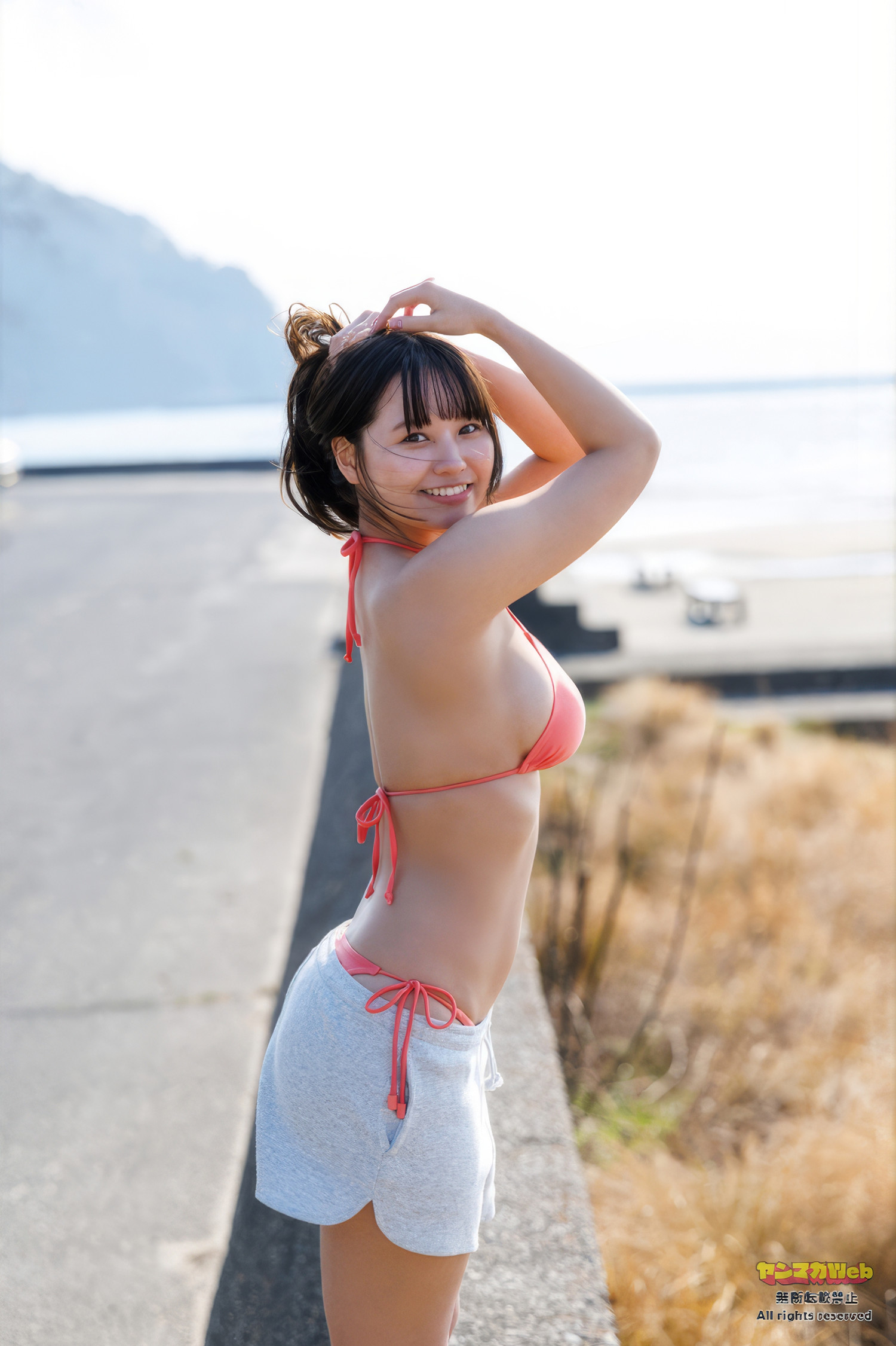 Yuzuha Hongo 本郷柚巴, Young Magazine 2025 No.21 (ヤングマガジン 2025年21号)