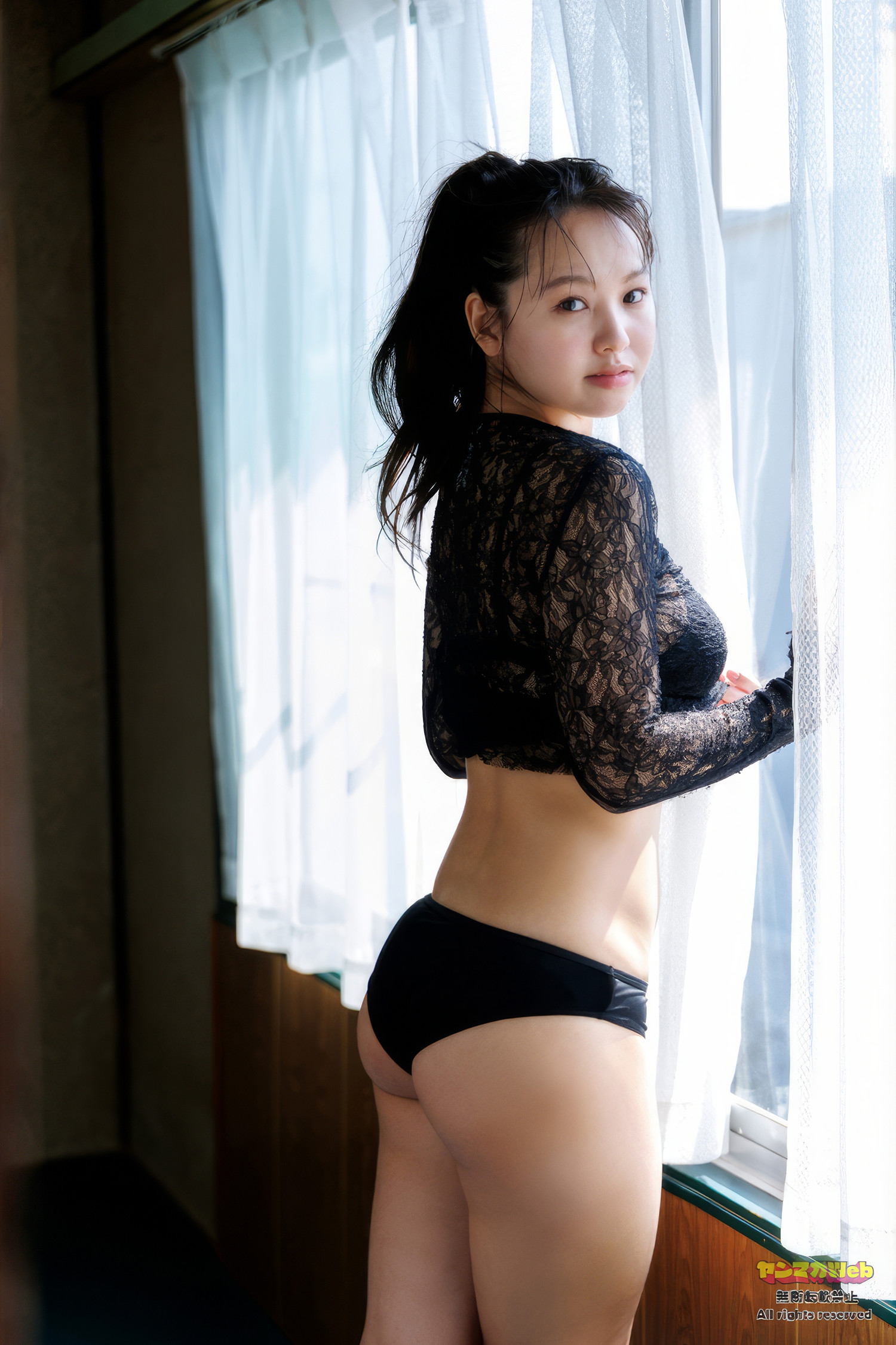 Yuzuha Hongo 本郷柚巴, Young Magazine 2025 No.21 (ヤングマガジン 2025年21号)