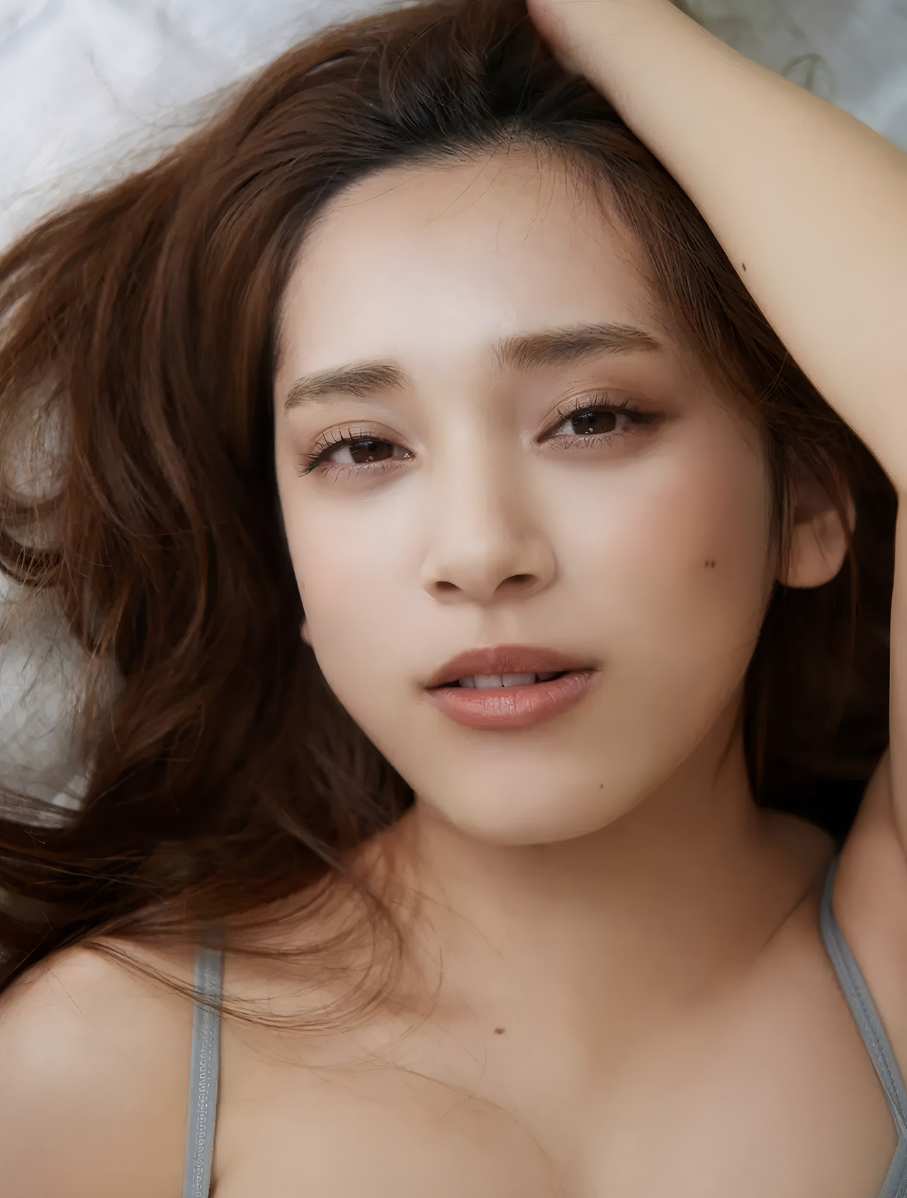 Sayaka Tomaru 都丸紗也華, FRIDAYデジタル写真集 『ボタンが弾けるＦカップ Vol.01』 Set.02